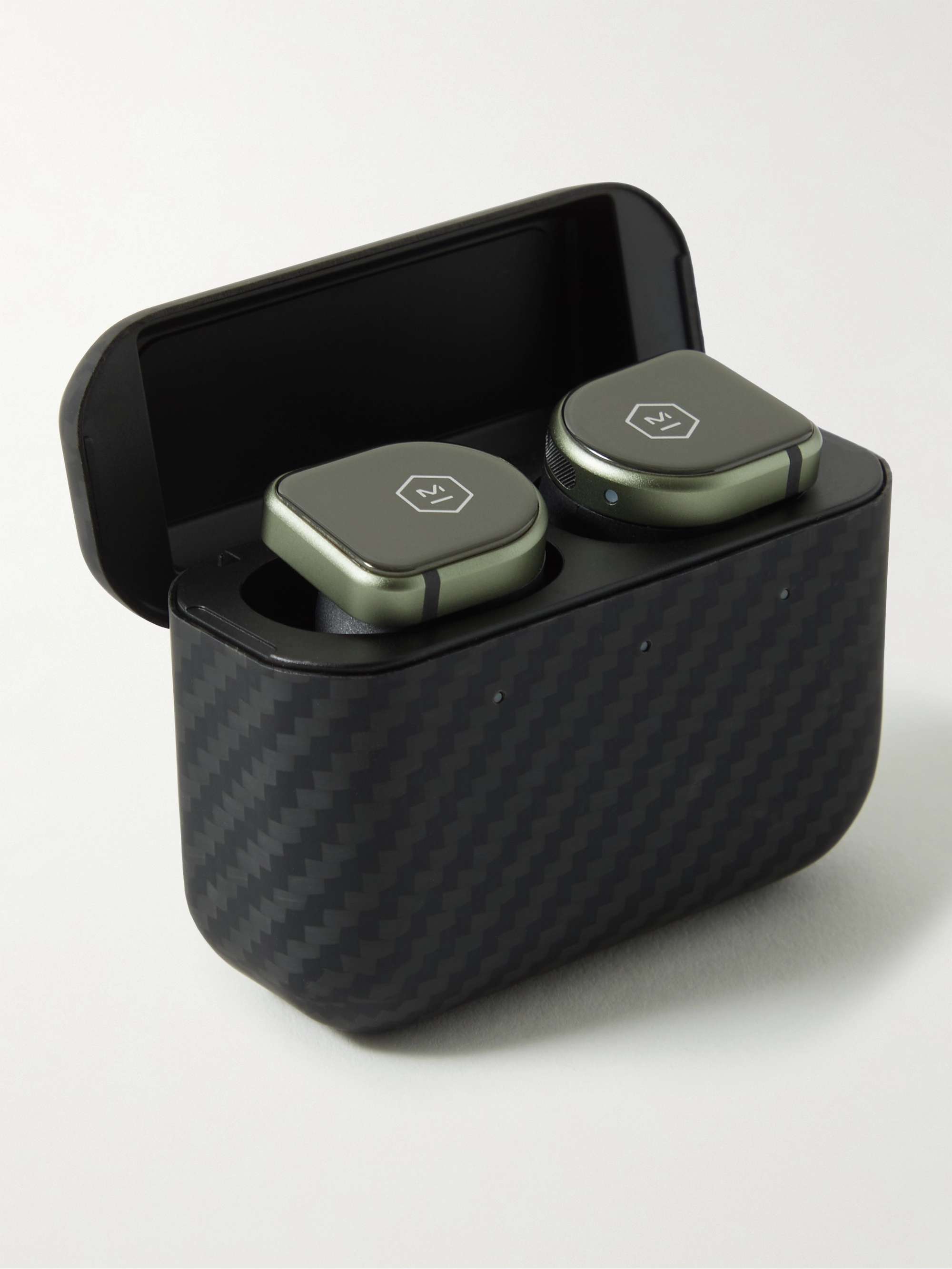 MASTER & DYNAMIC MW08 Sport Wireless Sapphire Glass In-Ear Headphones