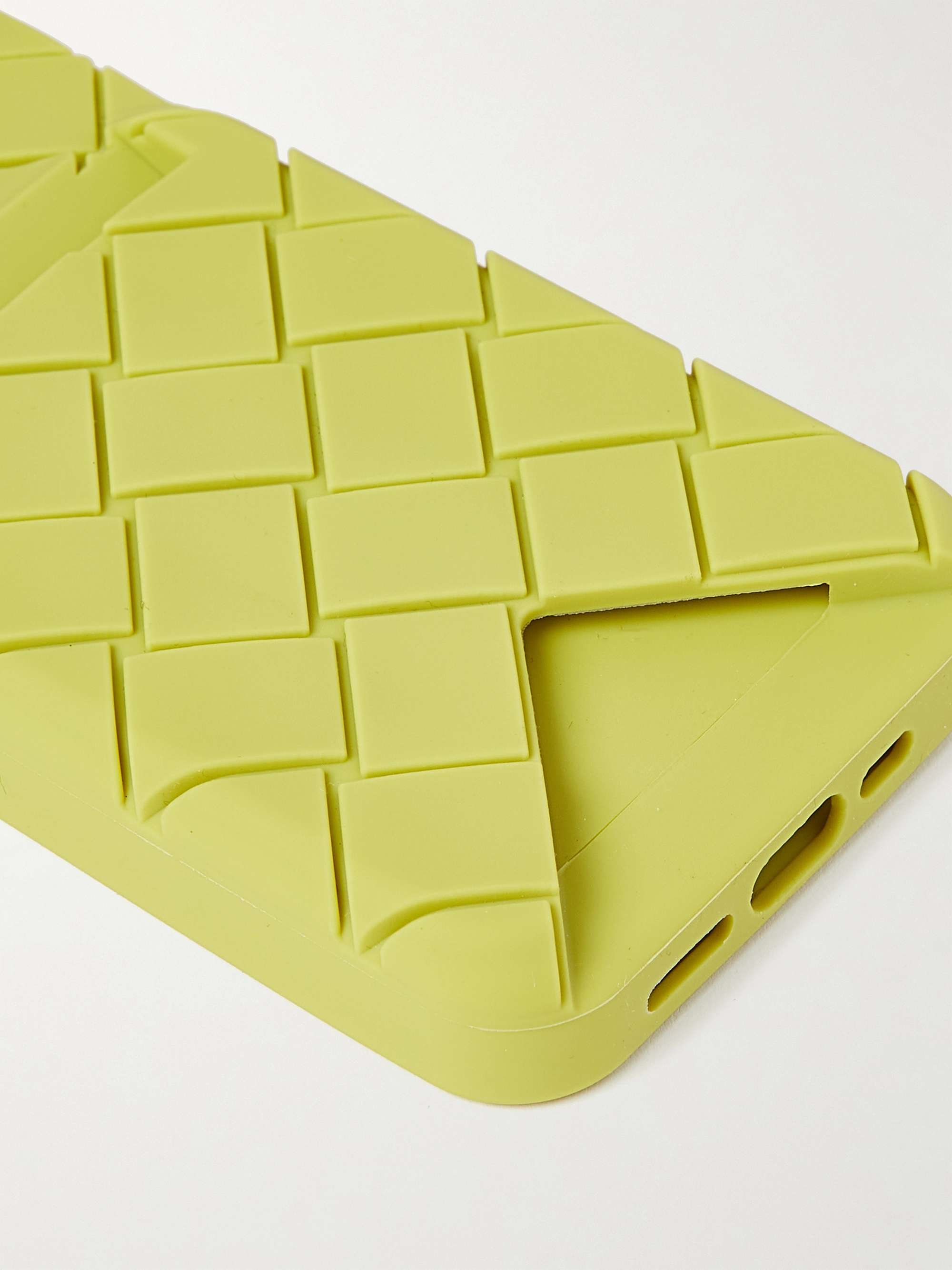 BOTTEGA VENETA Intrecciato Rubber iPhone 13 Case