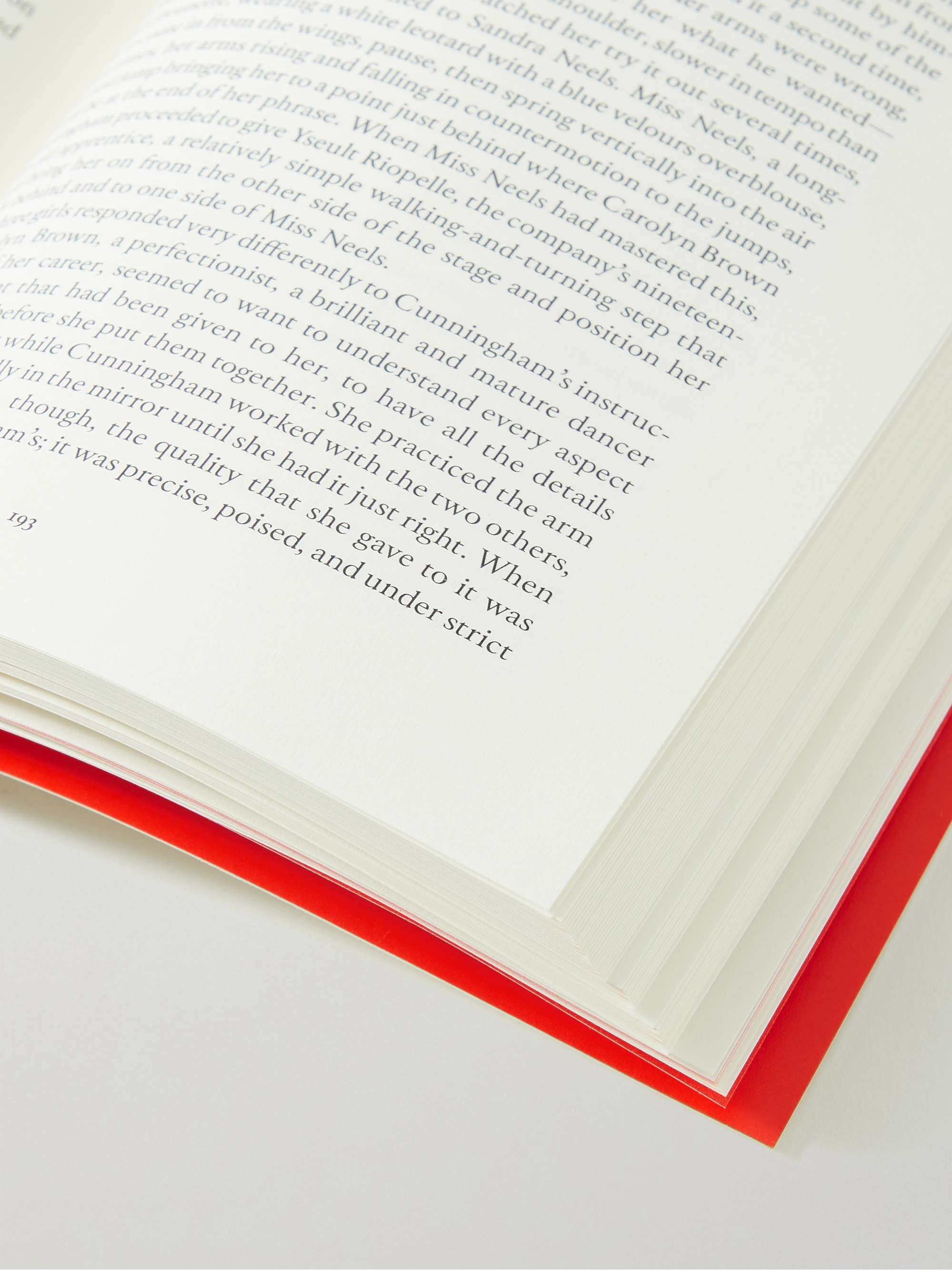 PHAIDON The Lives of Artists: Collected Profiles Set of 6 Hardcover Books