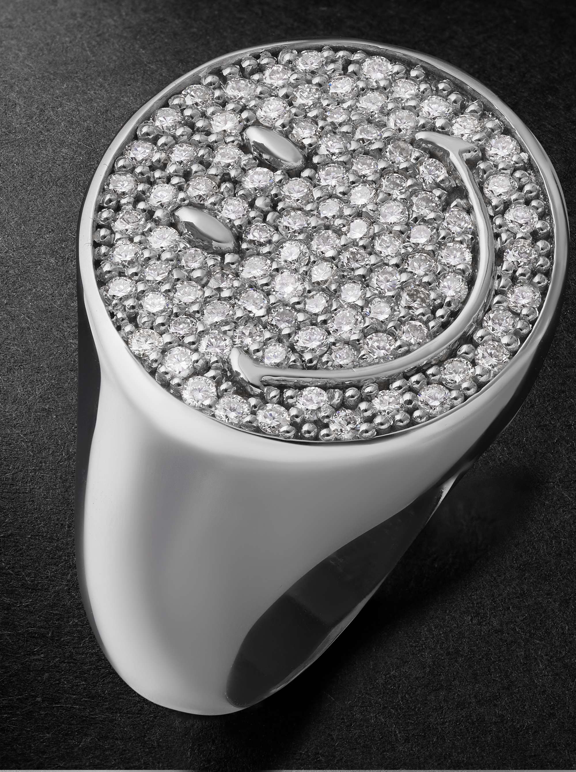 EÉRA Smiley White Gold Diamond Ring