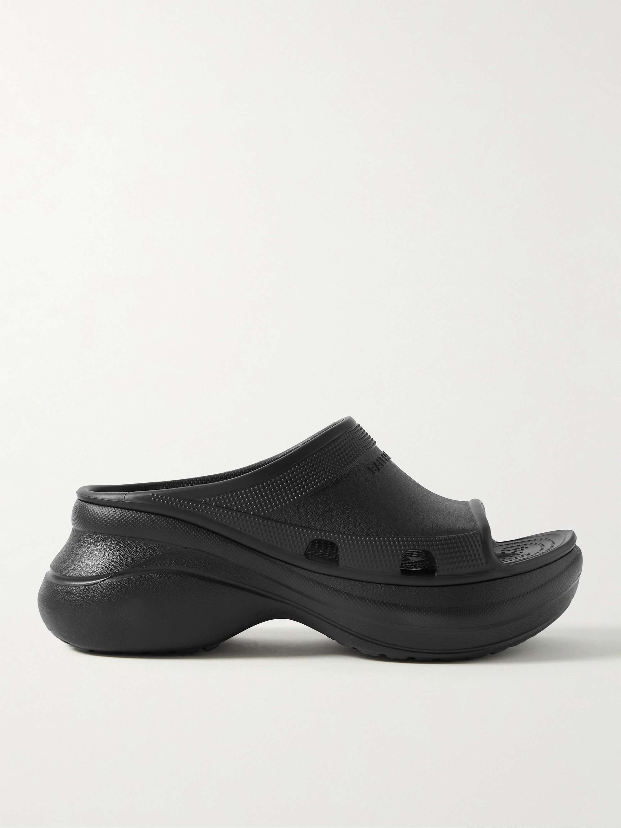 smal Klimaanlæg følgeslutning BALENCIAGA + Crocs Pool EVA Slides | MR PORTER