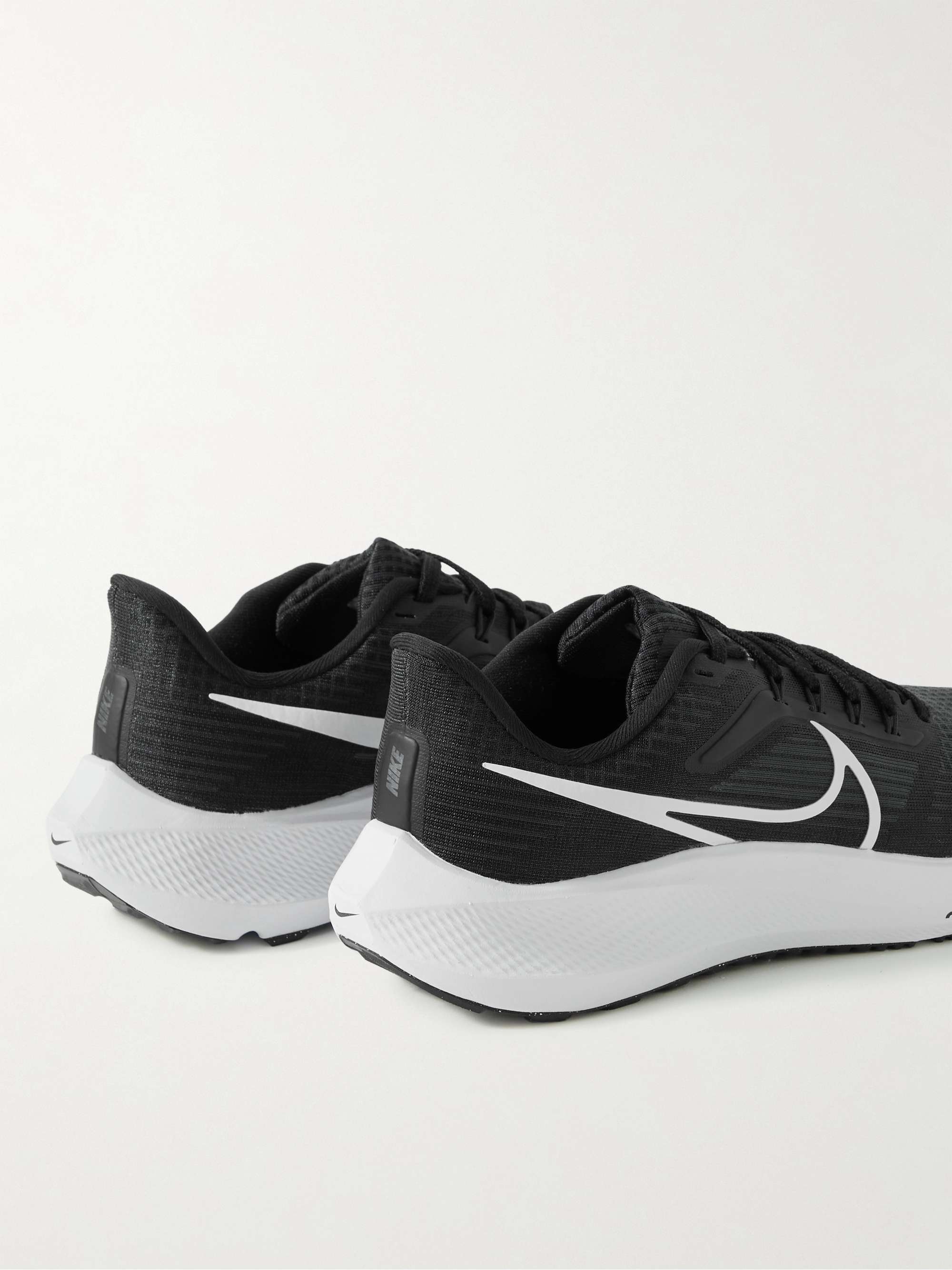 nike air zoom peg 37