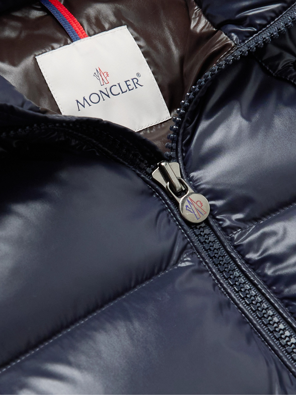 Moncler Cuvellier Water Resistant Down Puffer Jacket In Blue