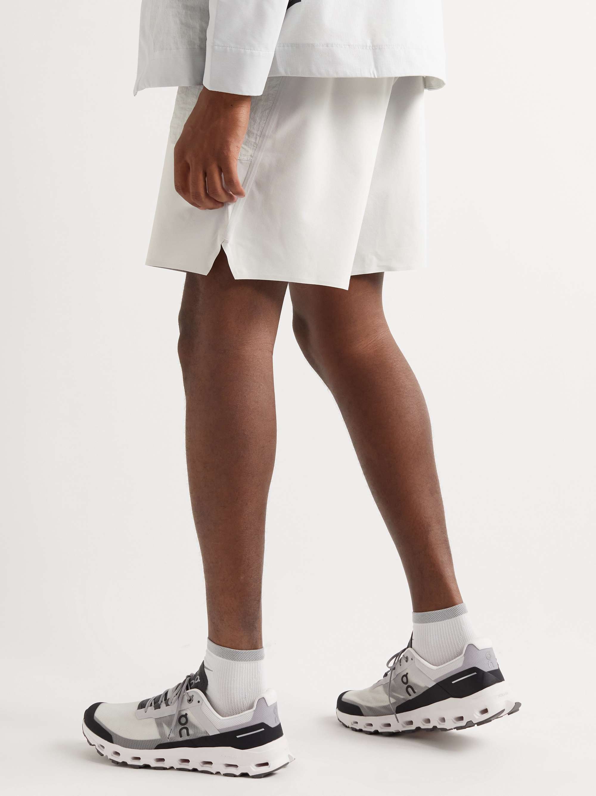 LULULEMON Q222 StraightLeg Stretch RecycledShell Drawstring Shorts