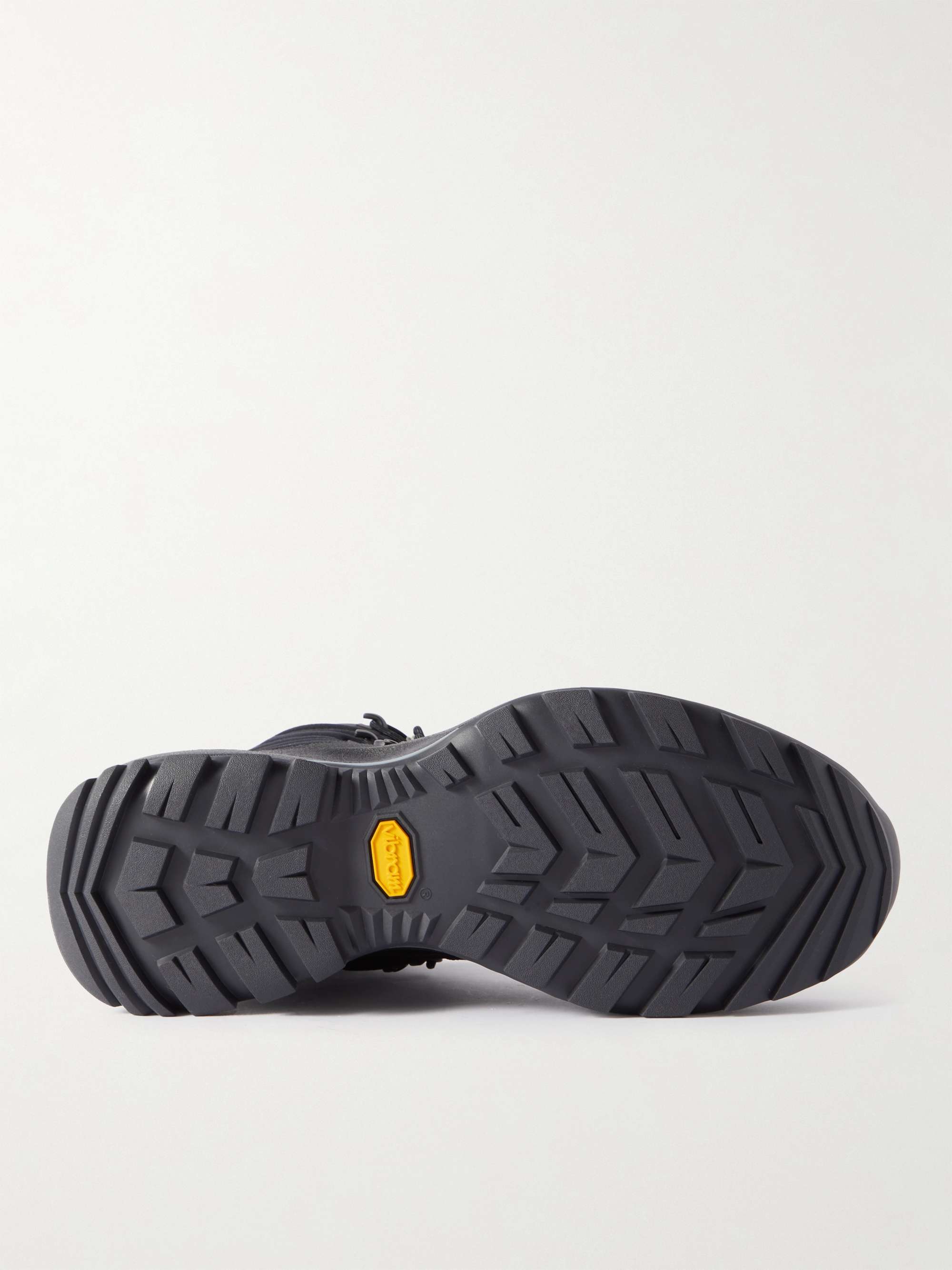 ARC'TERYX Aerios AR Mid GTX RubberTrimmed GORETEX Hiking Boots for