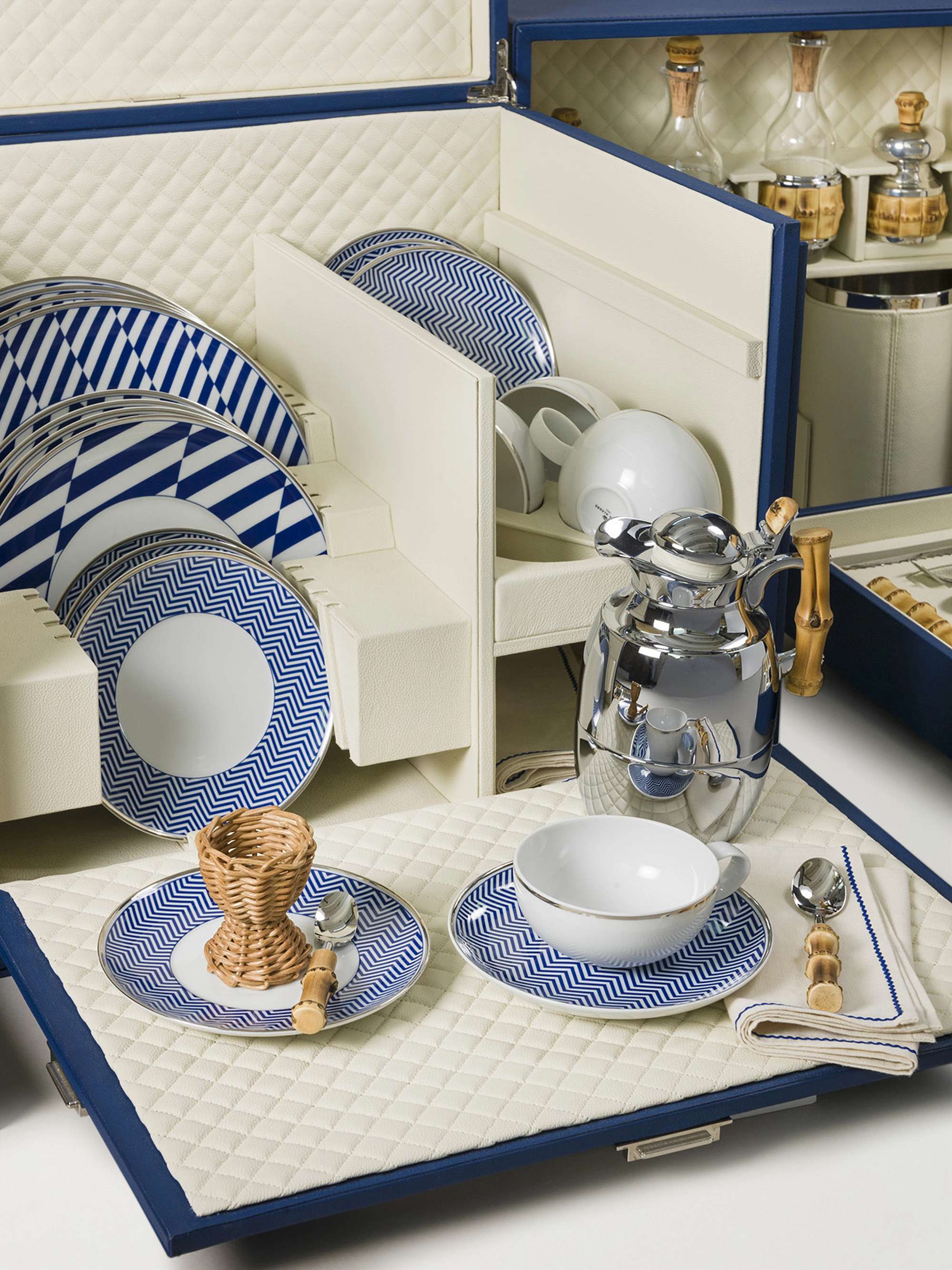 LORENZI MILANO Bamboo and Leather Picnic Trunk