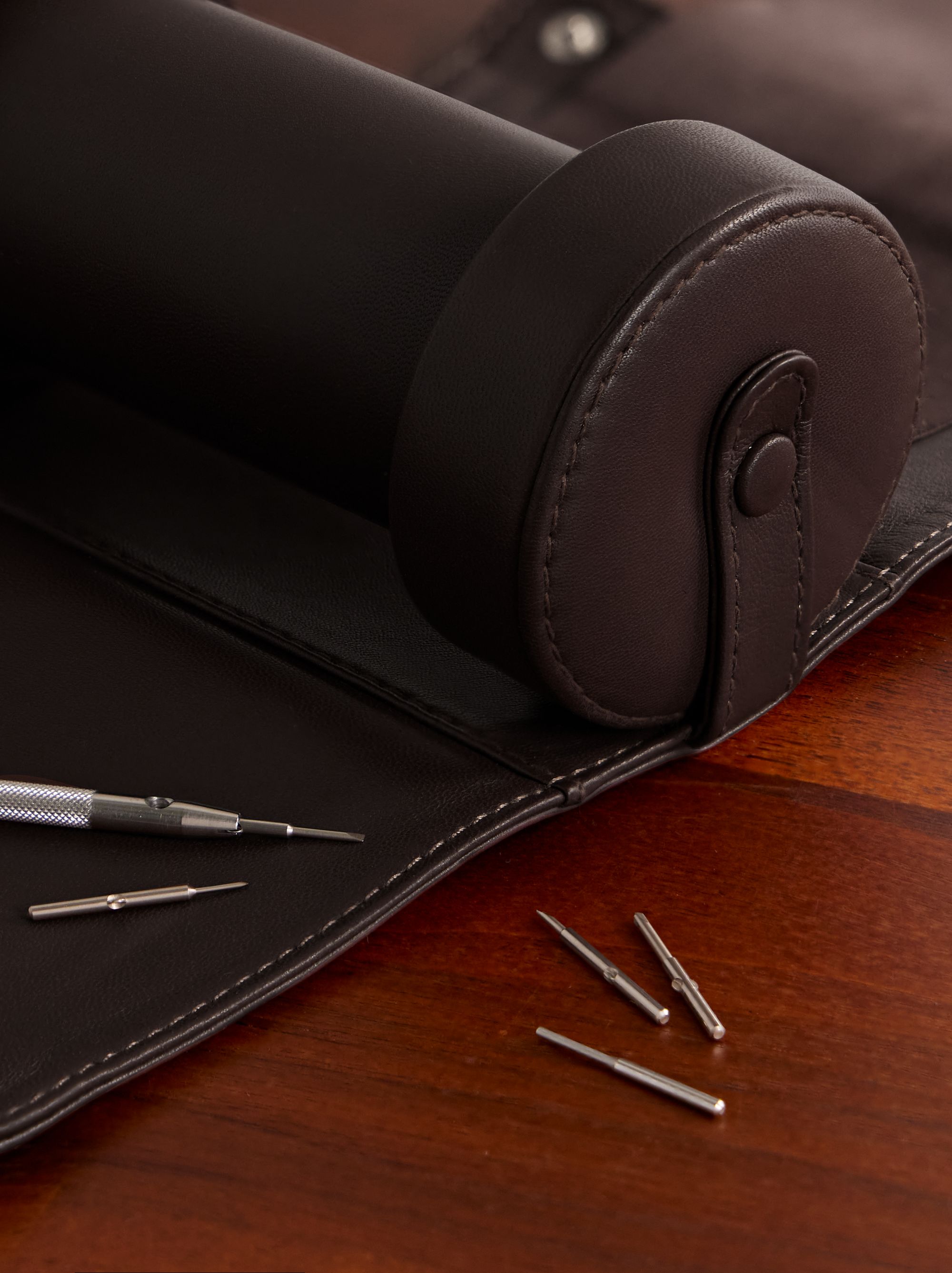 LORENZI MILANO Leather Watch Case