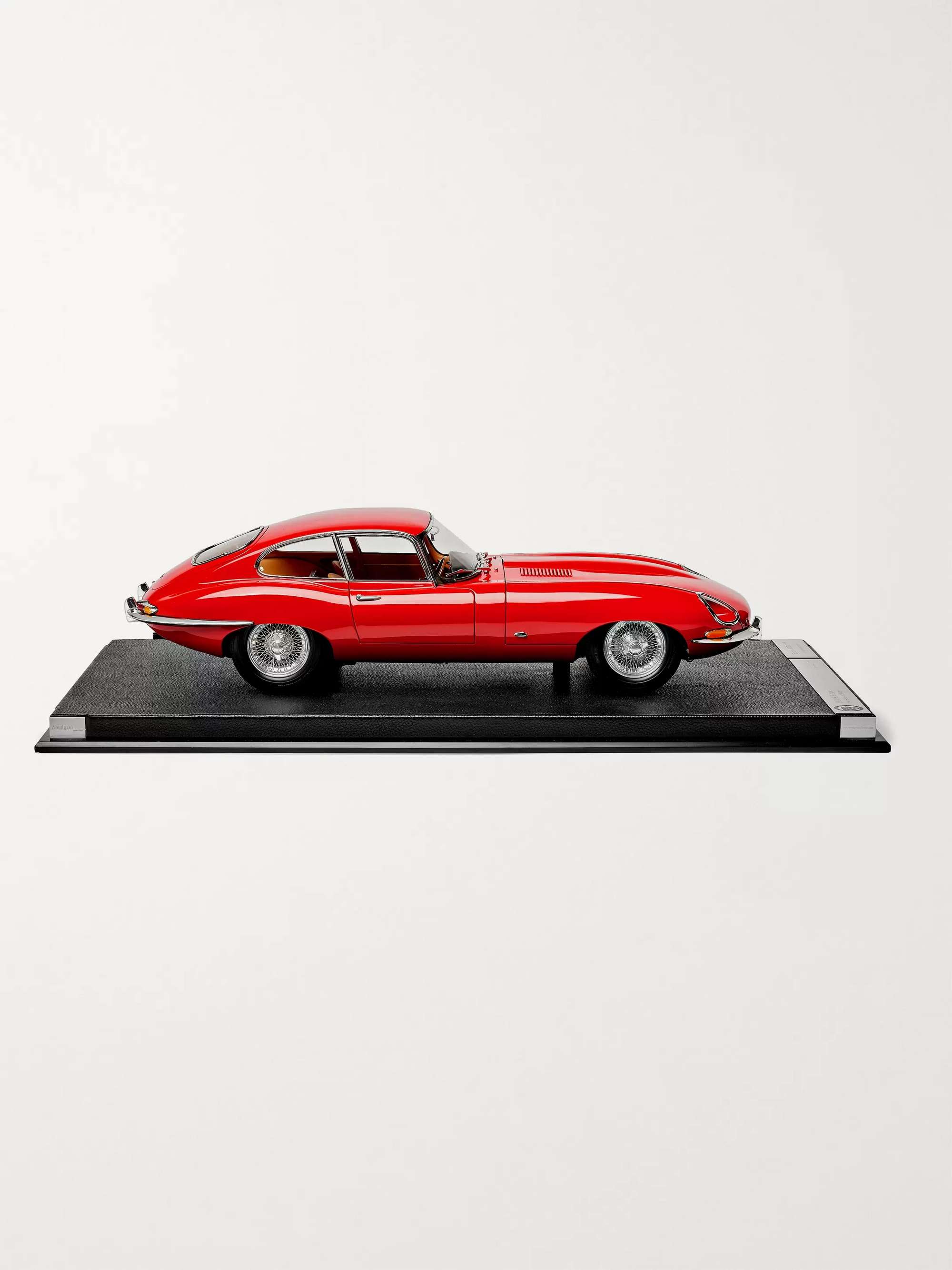 AMALGAM COLLECTION Limited Edition Jaguar E-Type Series 1 1:8 Model Car