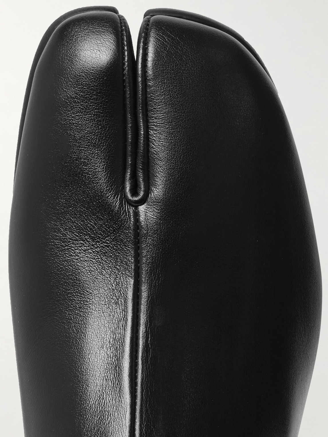 Maison Margiela Tabi Split-toe Leather Collapsible-heel Loafers In Black