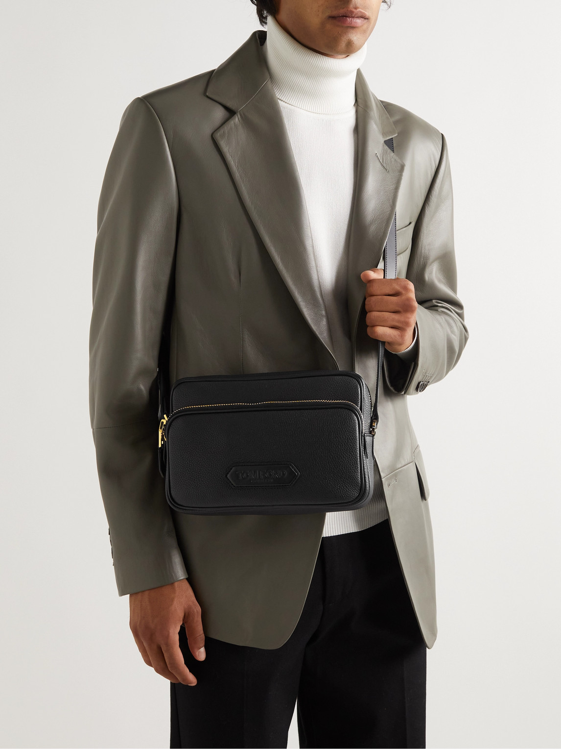 Shop Tom Ford Full-grain Leather Messenger Bag In Black