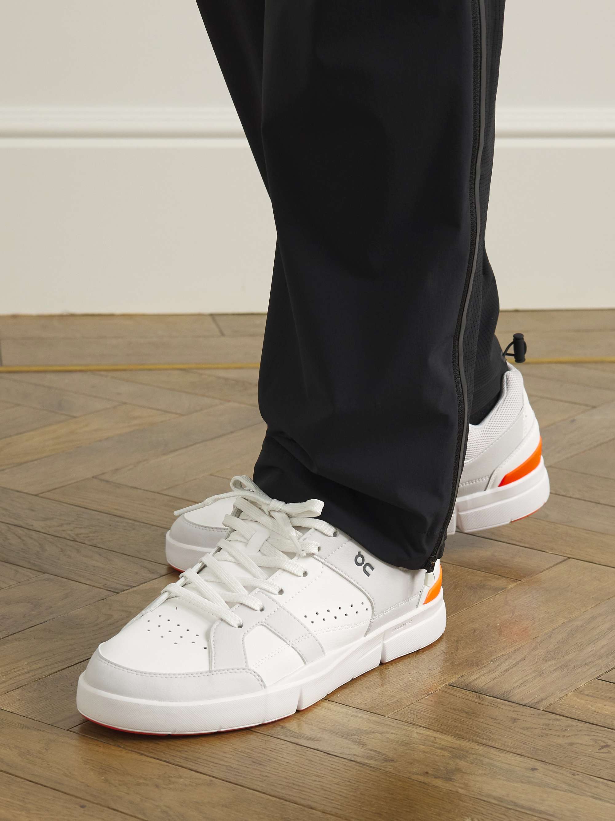 ON-RUNNING The Roger Clubhouse Faux Leather Tennis Sneakers