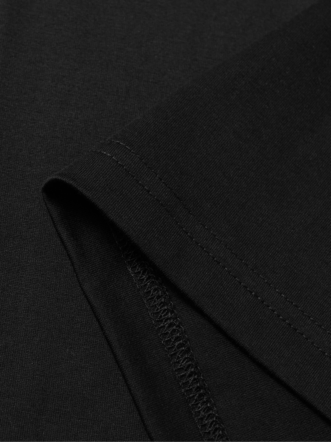 Burberry The Cotton T-shirt Is The Perfect Compromise Between Luxury And Basic Wear In Black