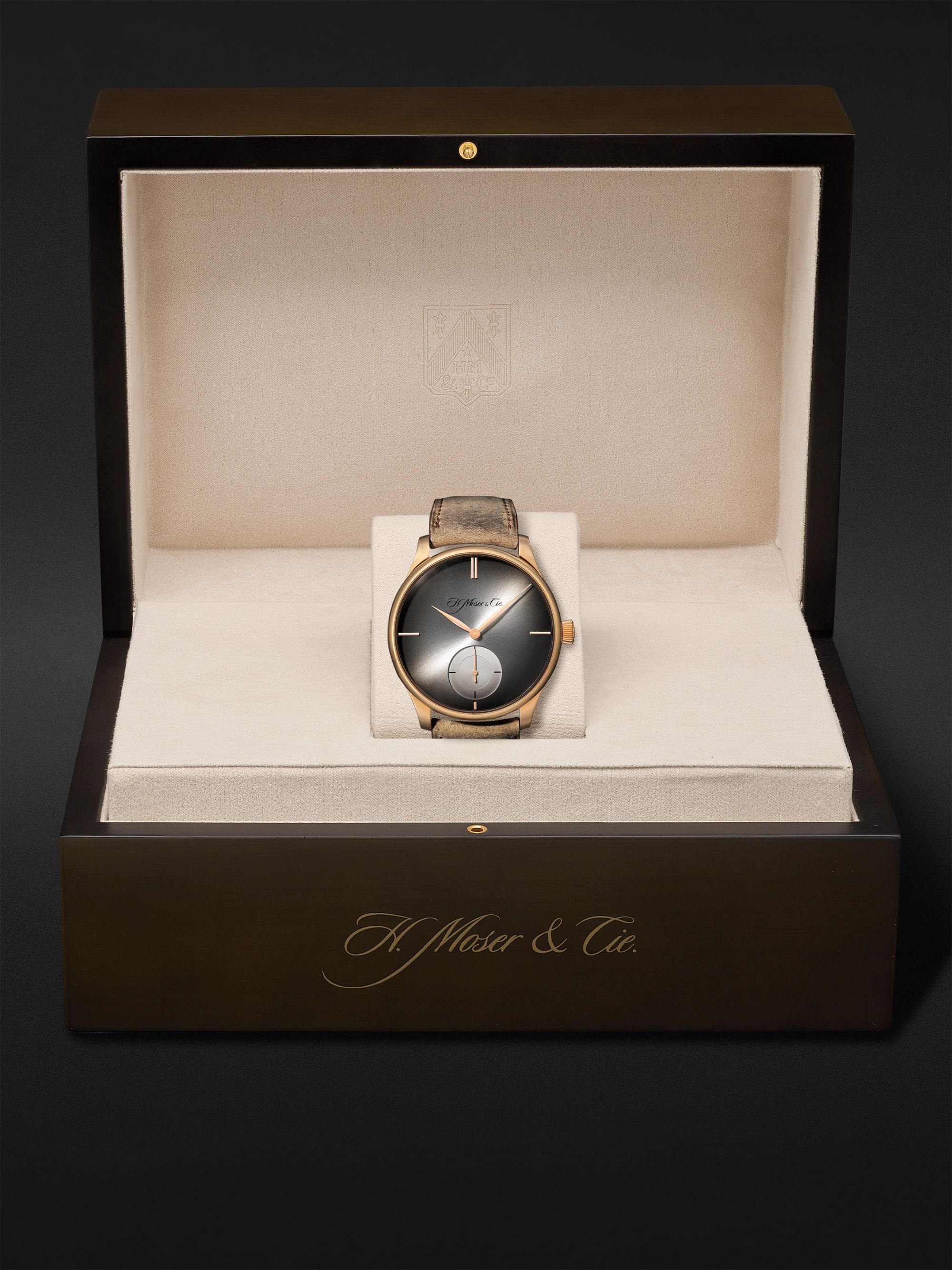 H. MOSER & CIE. Venturer Small Seconds Hand-Wound 43mm 18-Karat Red Gold and Leather Watch, Ref. No. 2327-0408