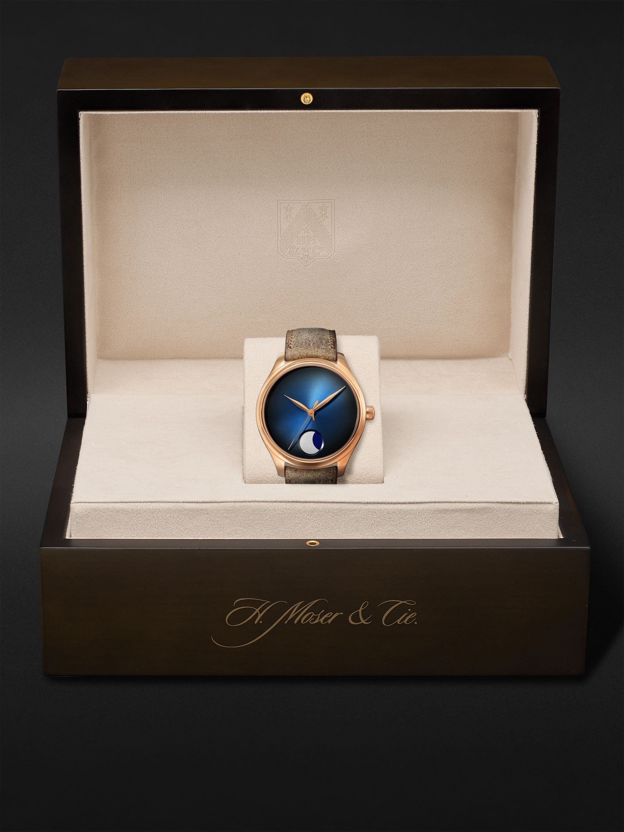 H. MOSER & CIE. Endeavour Perpetual Moon Limited Edition Hand-Wound 42mm 18-Karat Red Gold and Leather Watch, Ref. No. 1801-0400