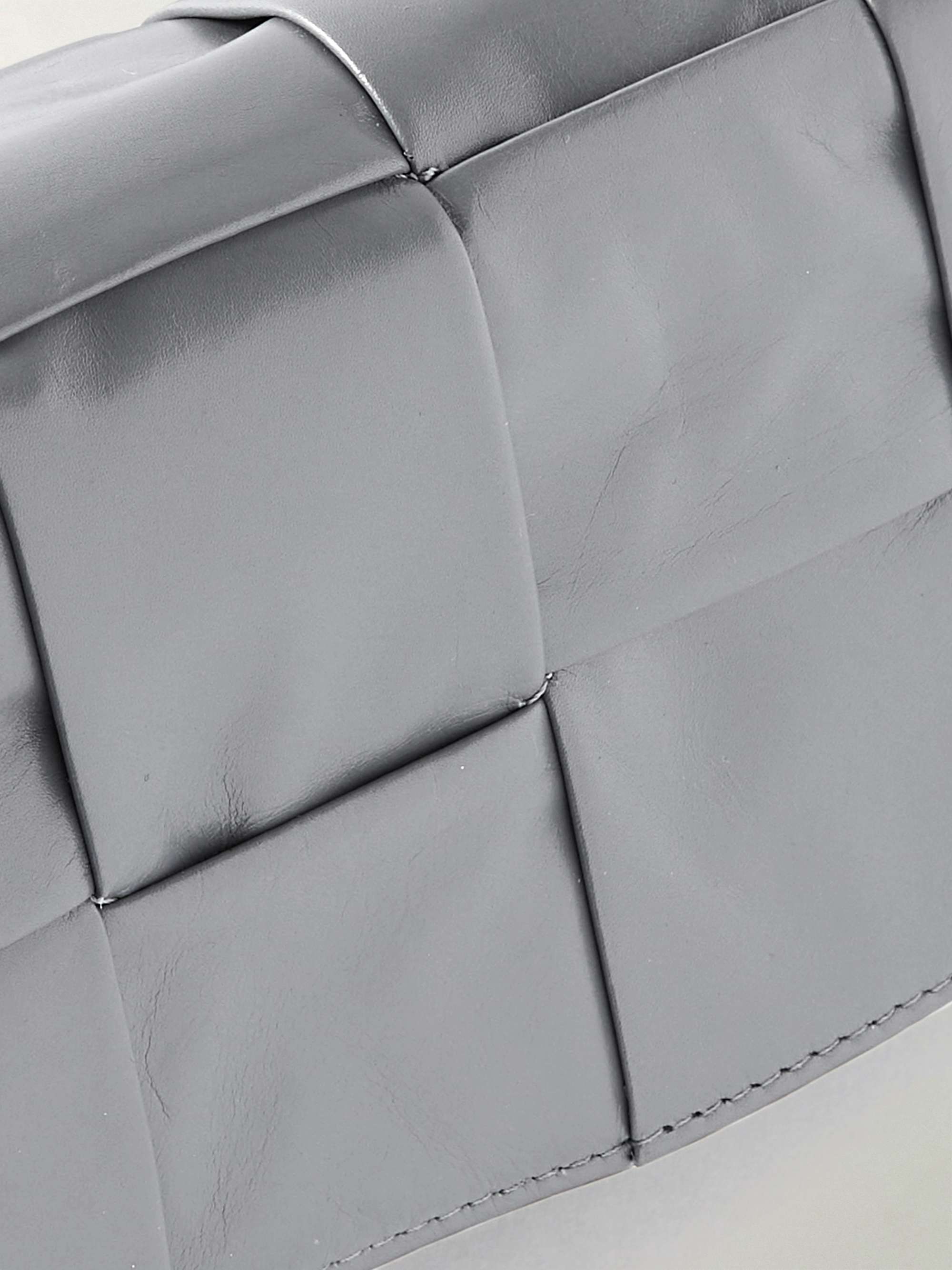 Bottega veneta intrecciato leather belt 2024 bag