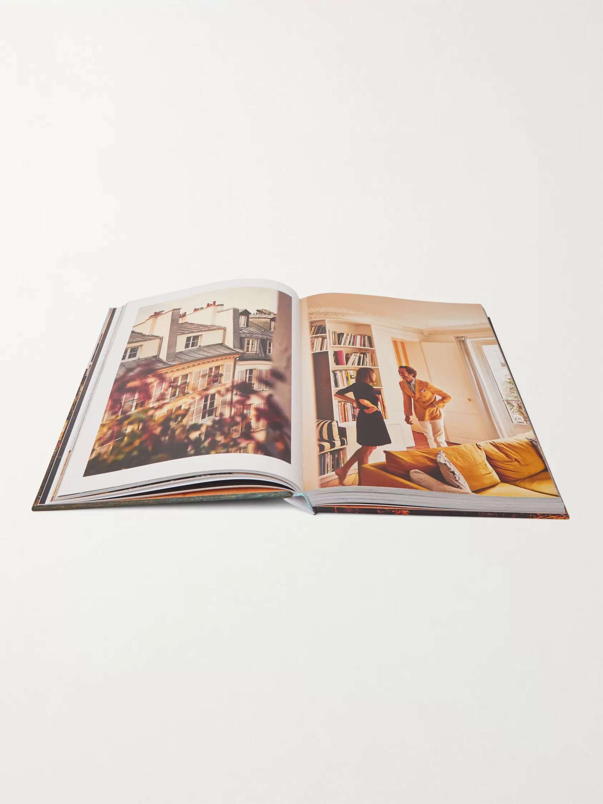 ASSOULINE Paris Chic Hardcover Book
