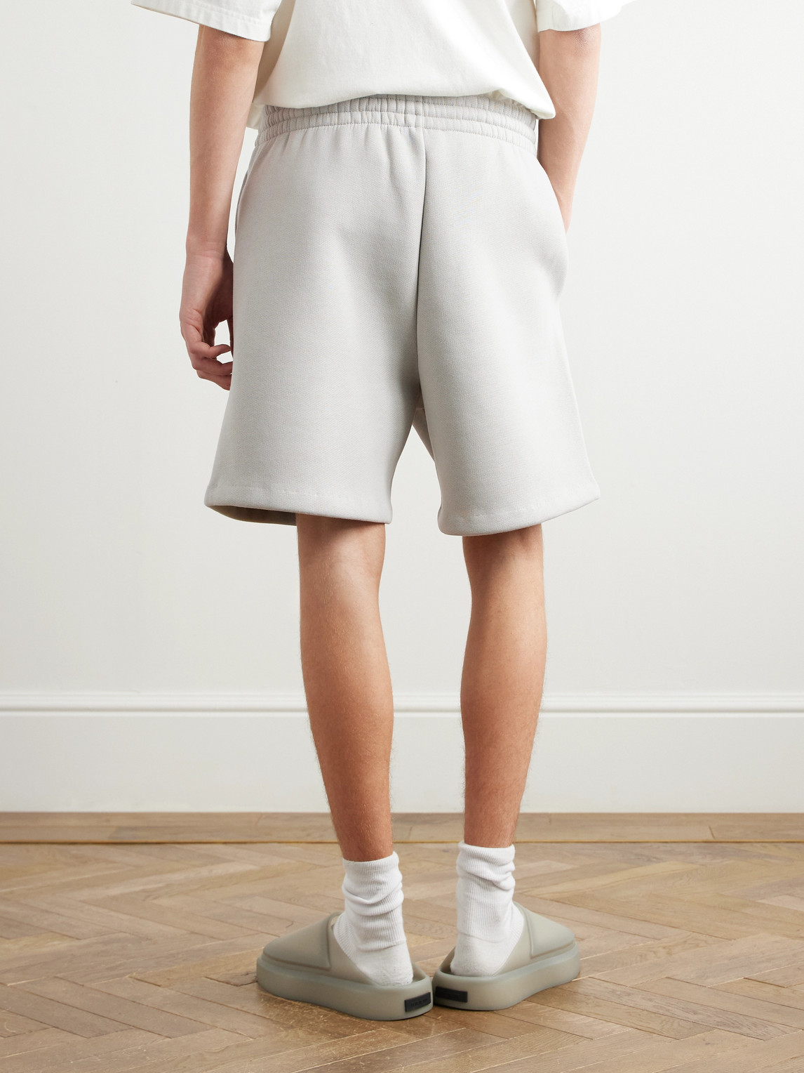 Fear Of God Drawstring Label Shorts In Gray