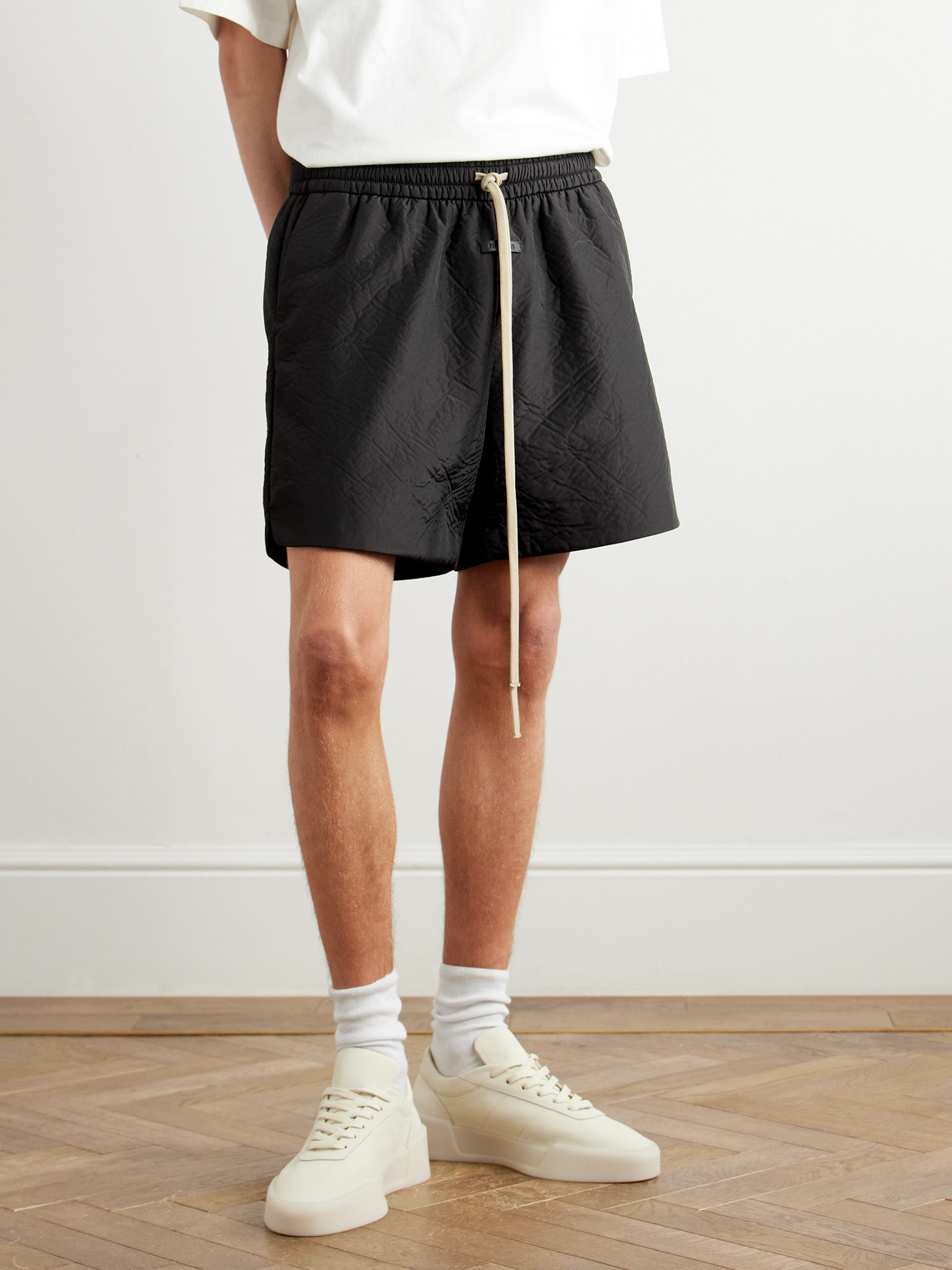 FEAR OF GOD WIDE-LEG LOGO-APPLIQUÉD TEXTURED-SHELL DRAWSTRING SHORTS