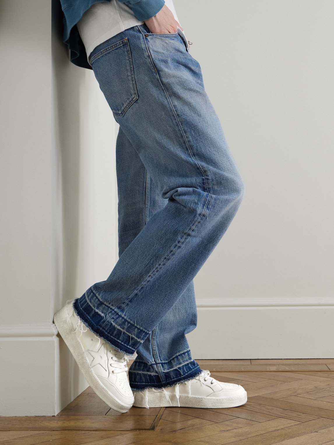 Ball Star Distressed Sneakers
