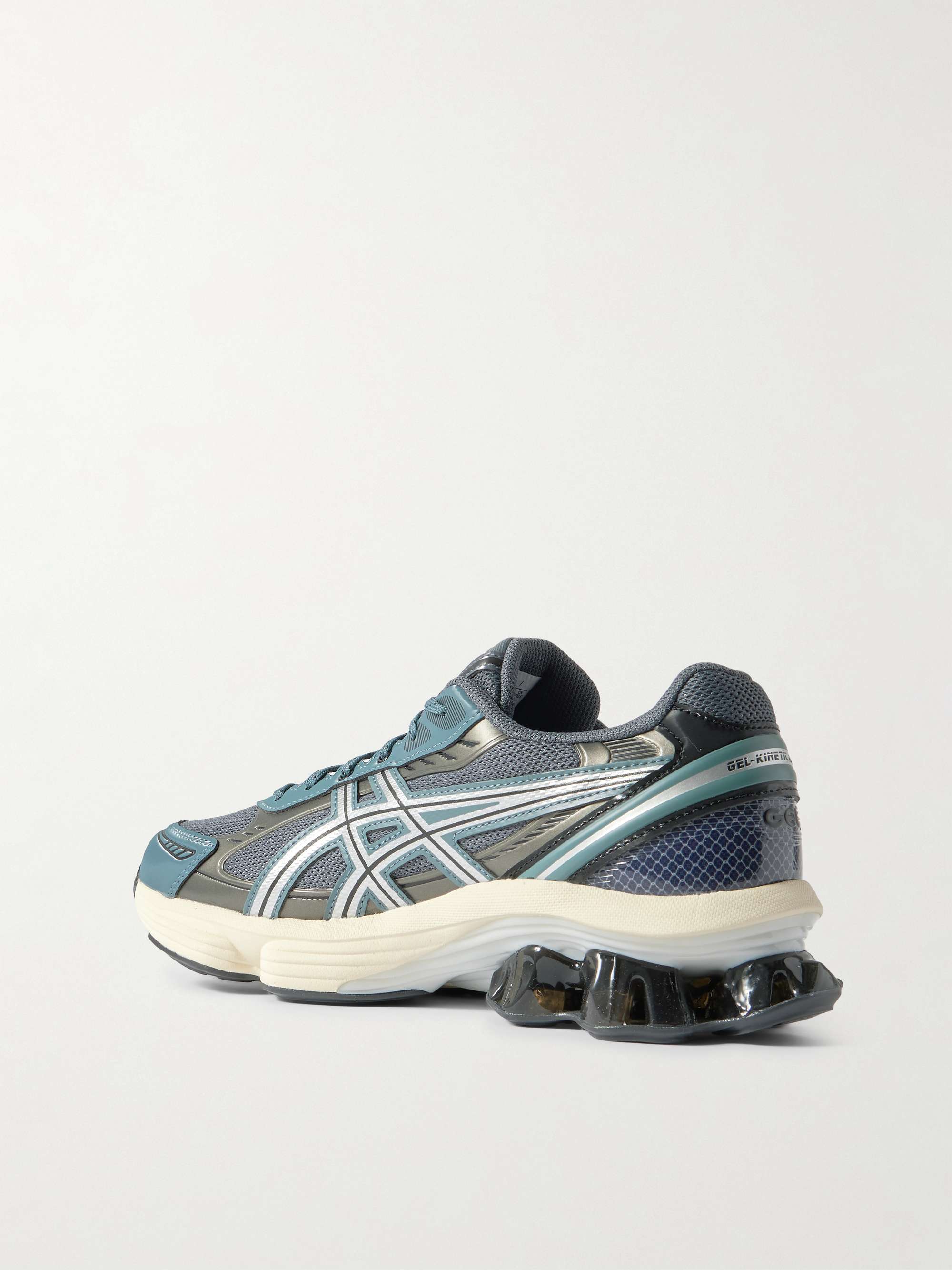 ASICS 
