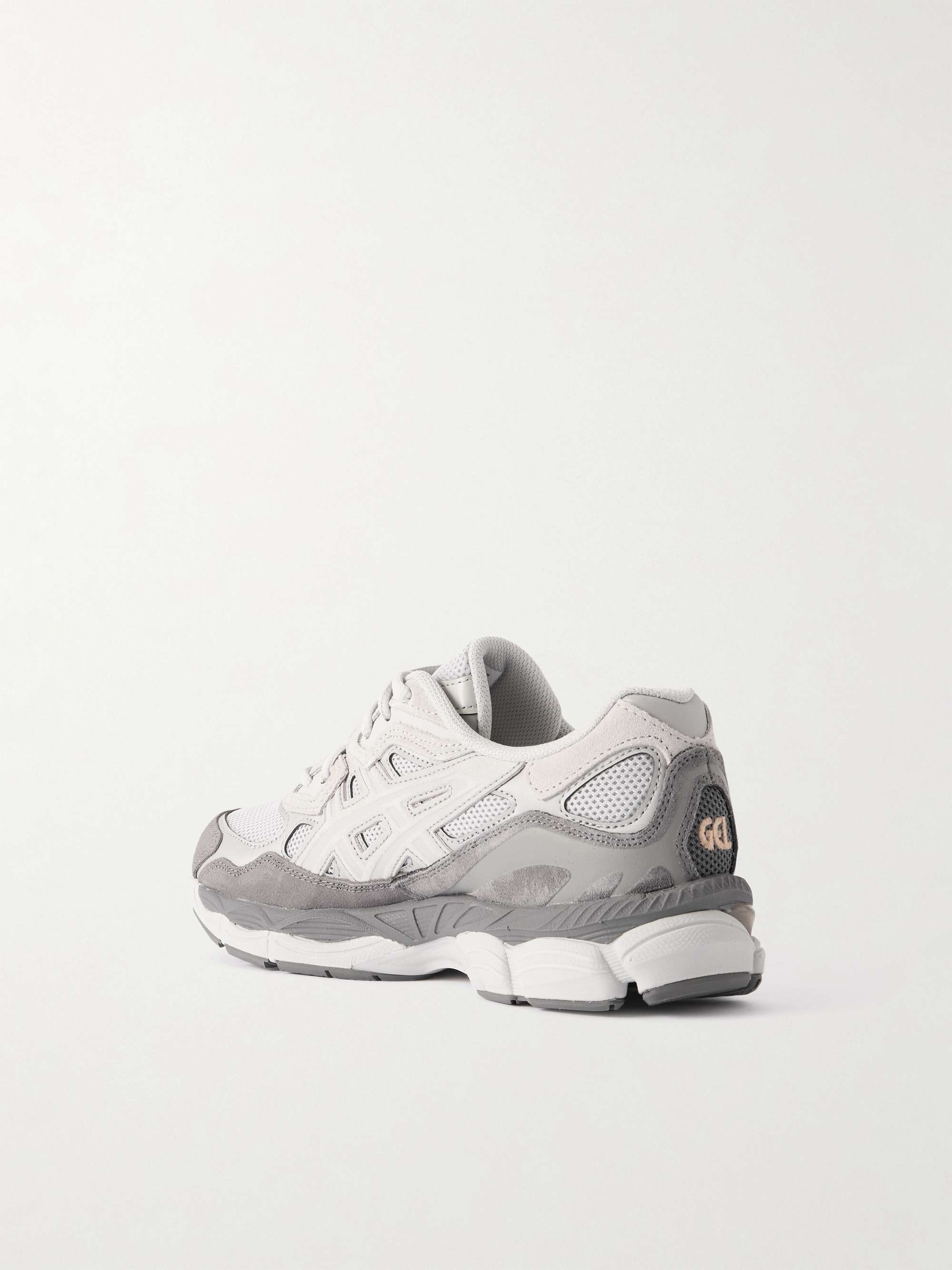 ASICS 