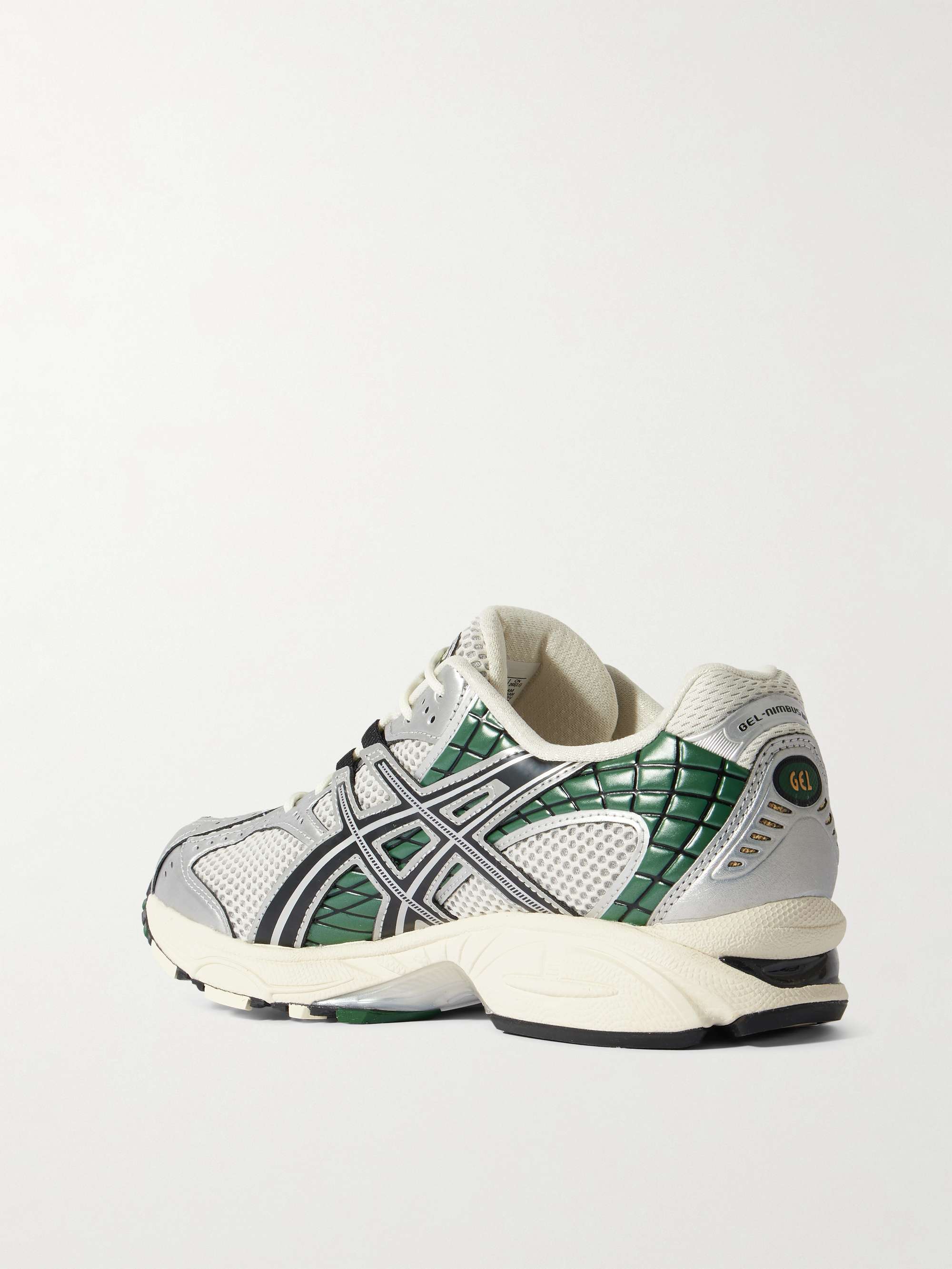 ASICS 