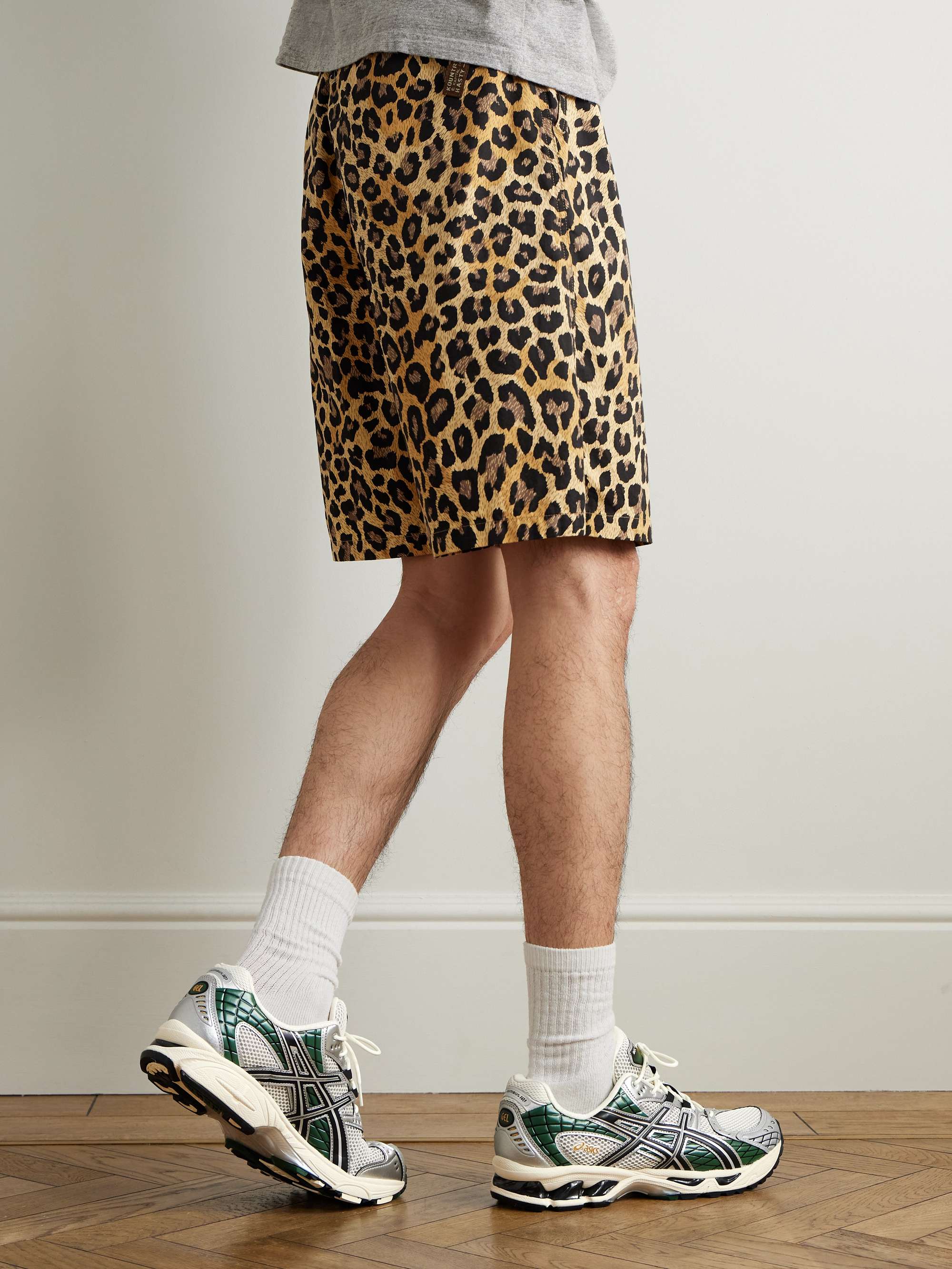 ASICS 