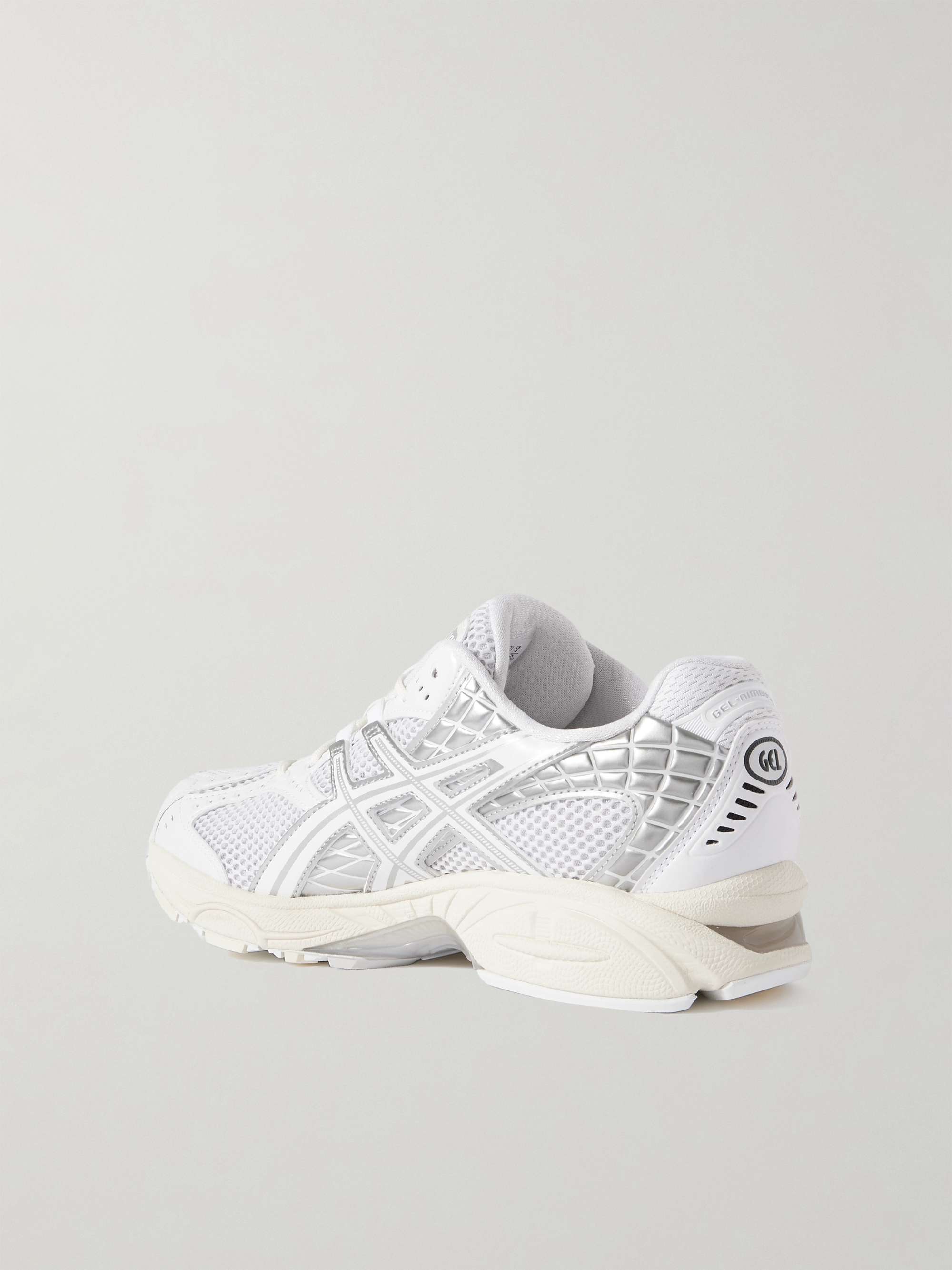 ASICS 