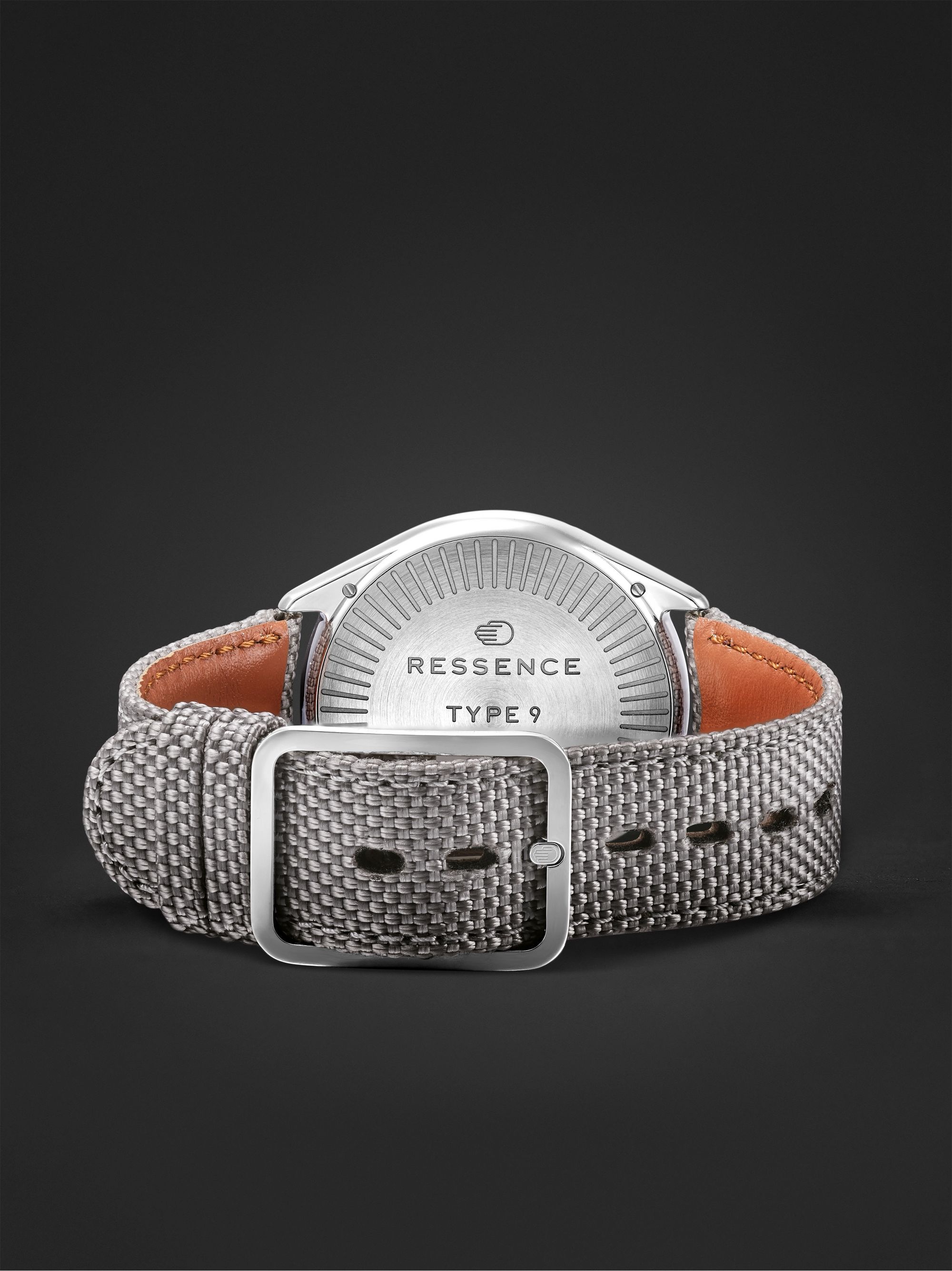 RESSENCE 