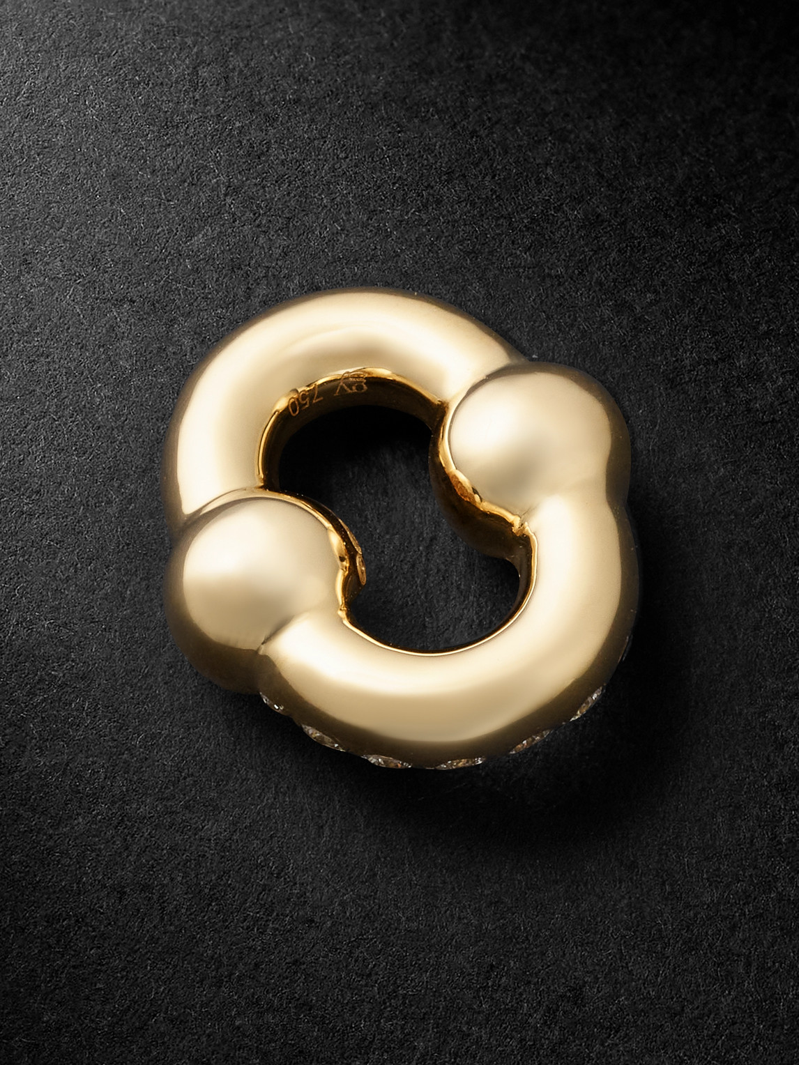 Greg Yuna Umlaut Half 18-karat Gold Diamond Pendant