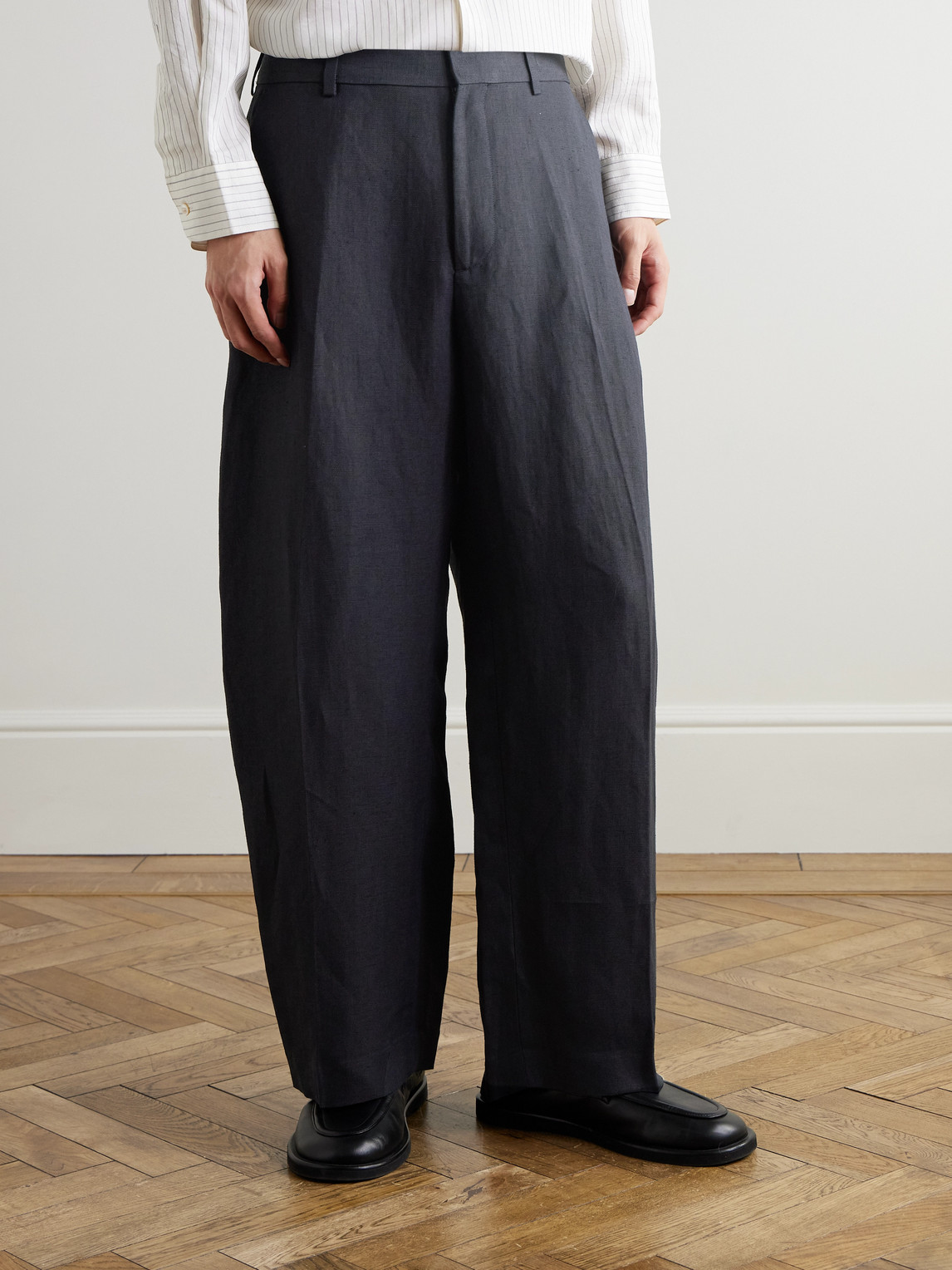 Studio Nicholson Fume Tapered Linen-blend Suit Trousers In Blue