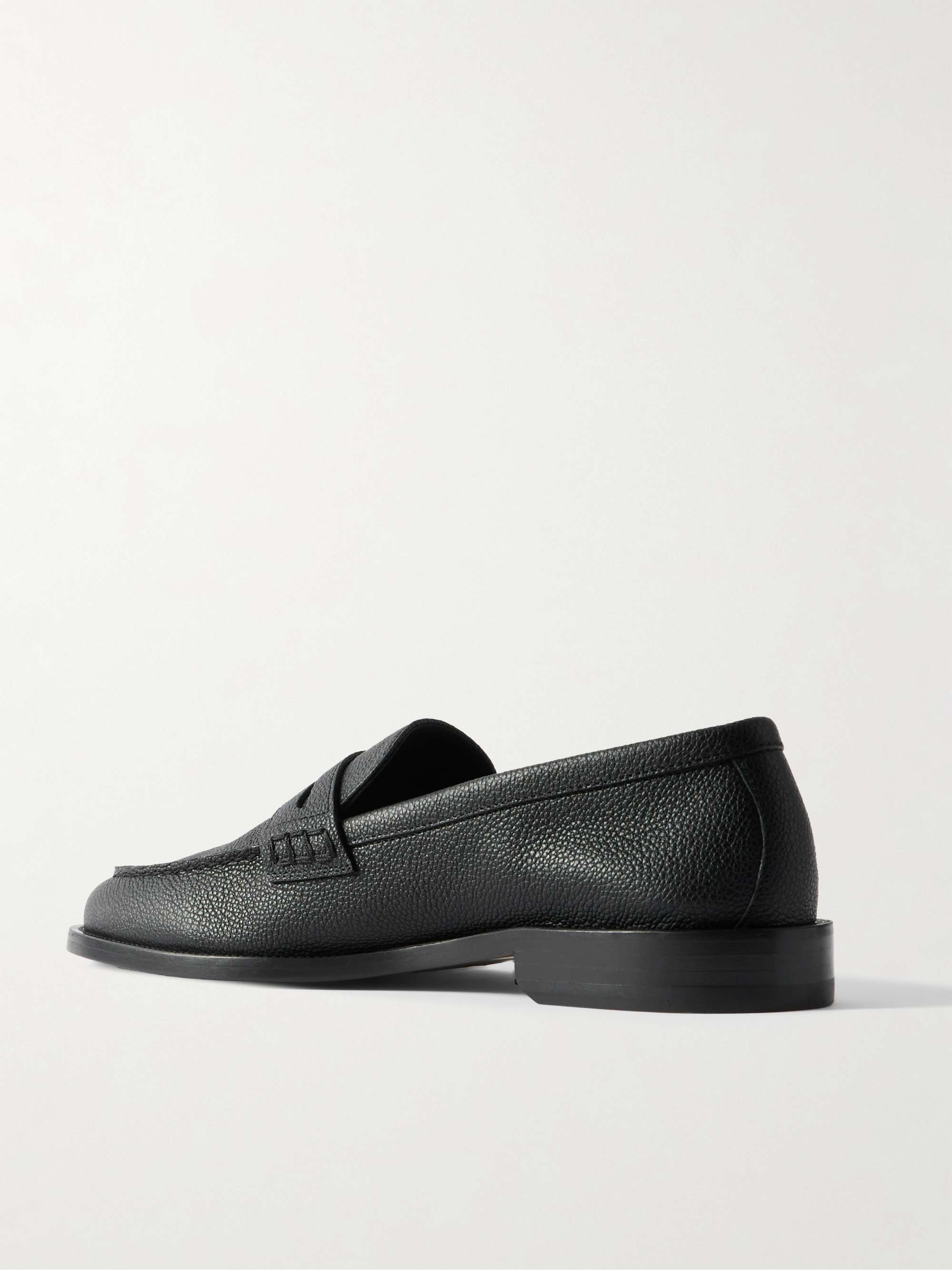 MANOLO BLAHNIK 