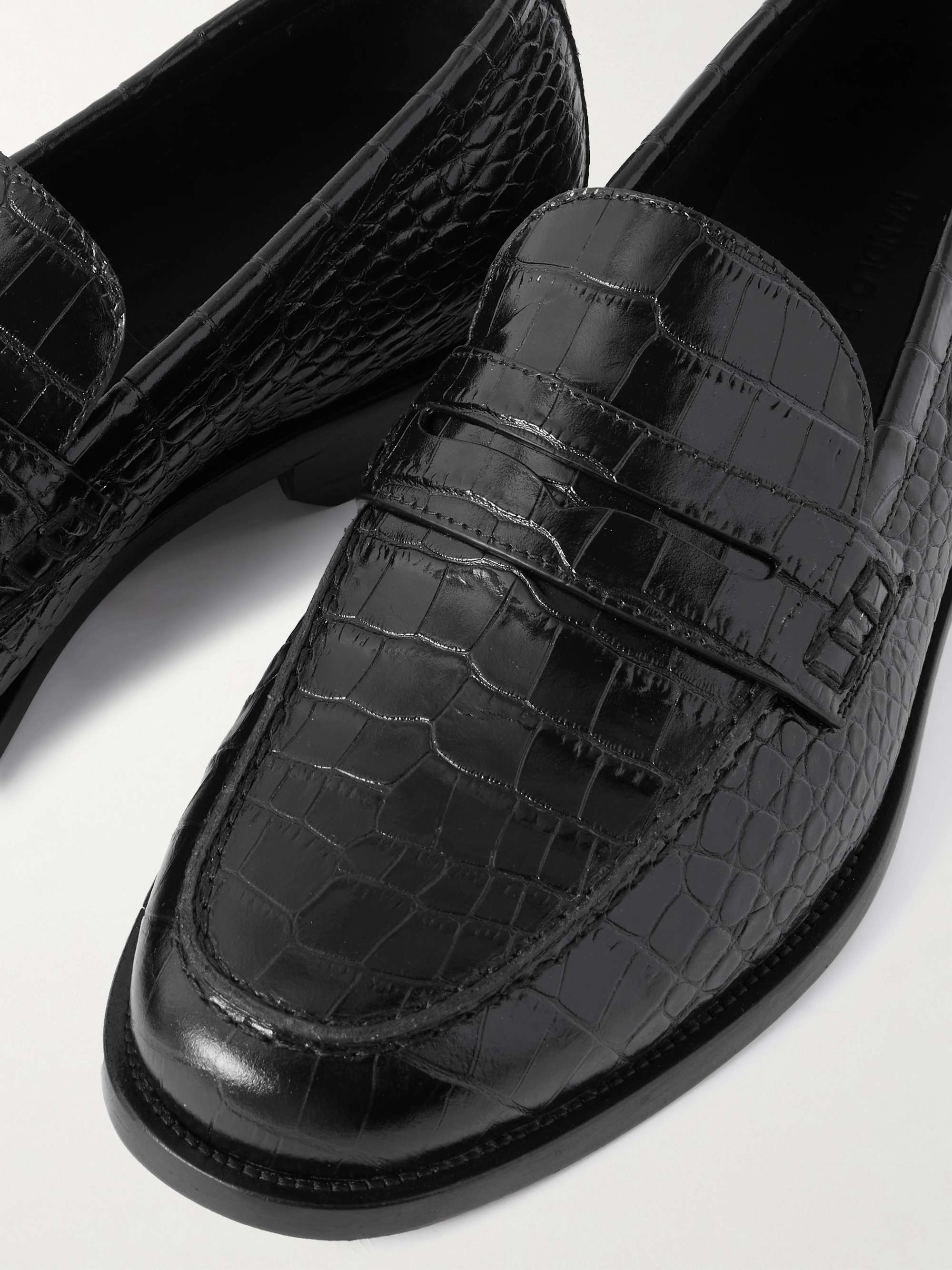 MANOLO BLAHNIK 