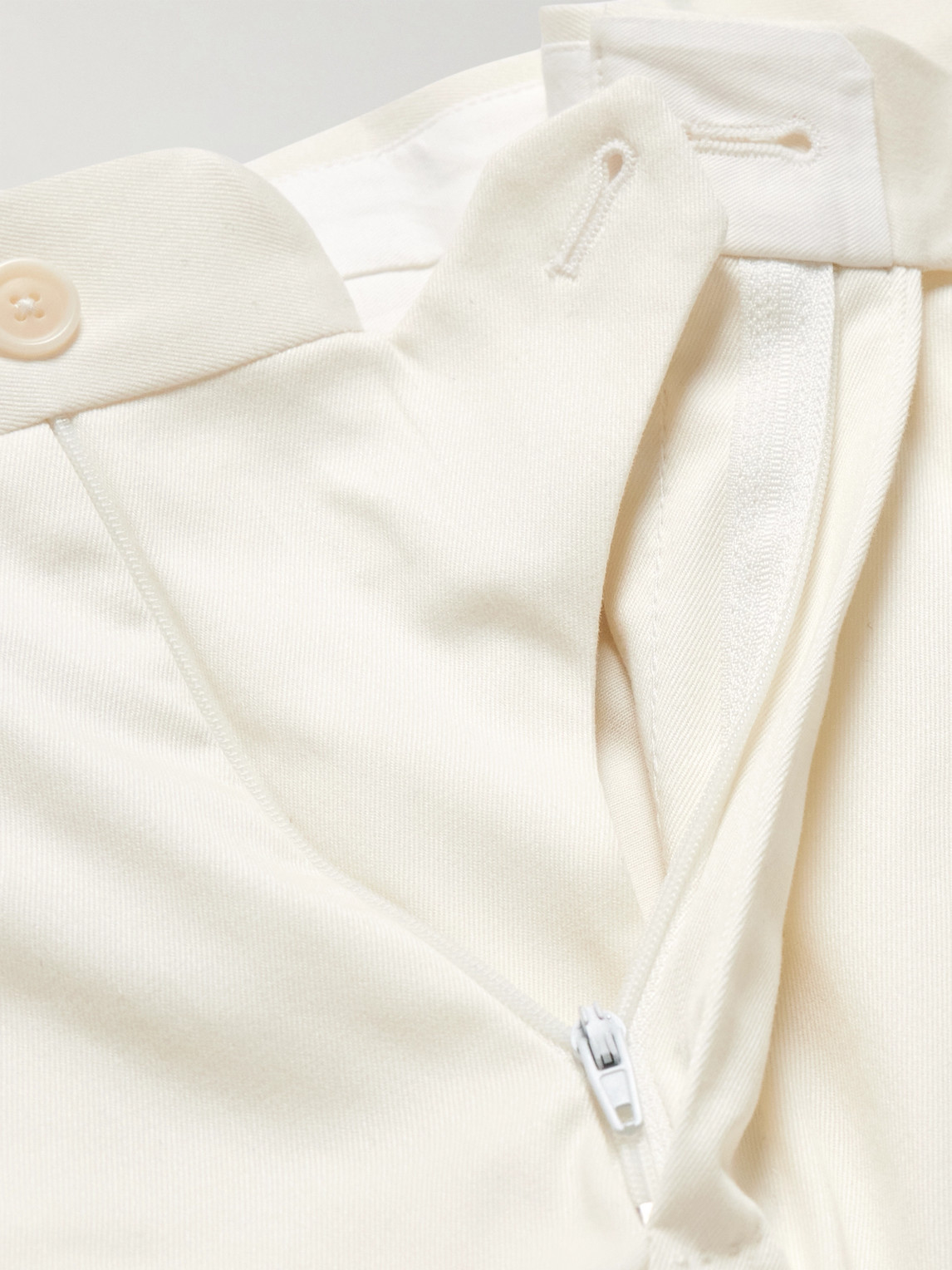 Straight-Leg Pleated Stretch Cotton-Twill Trousers