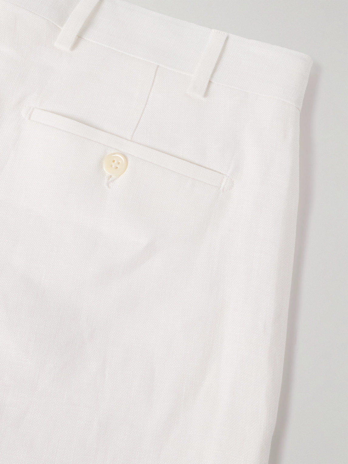 Anderson & Sheppard Straight-leg Garment-dyed Linen Shorts In White