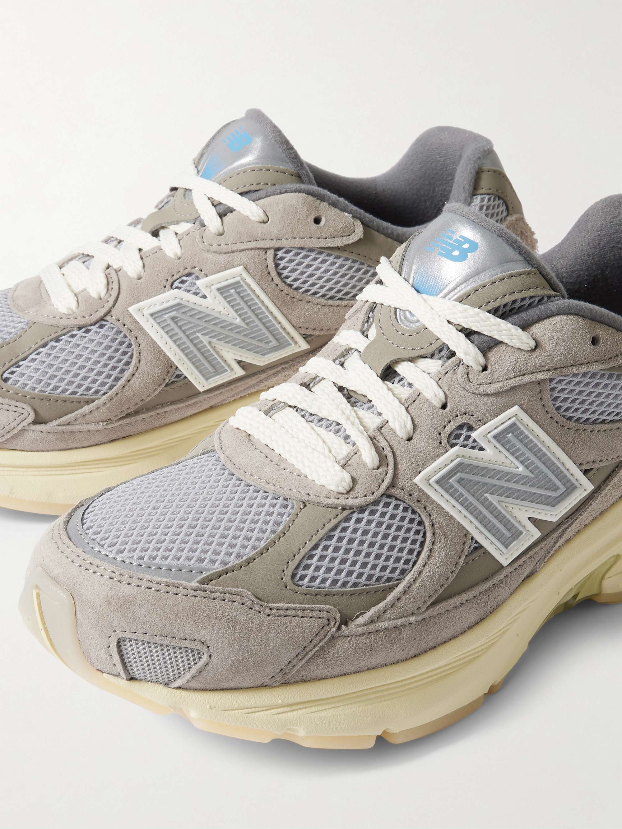 NEW BALANCE 