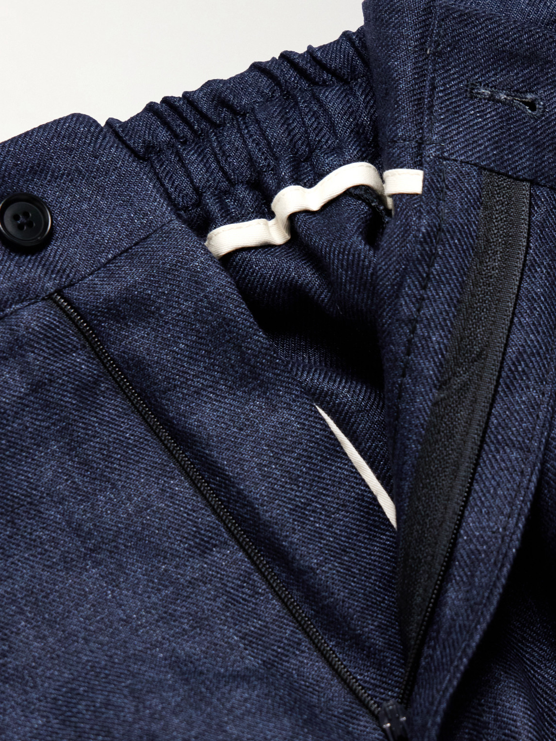 Straight-Leg Pleated Linen Drawstring Trousers