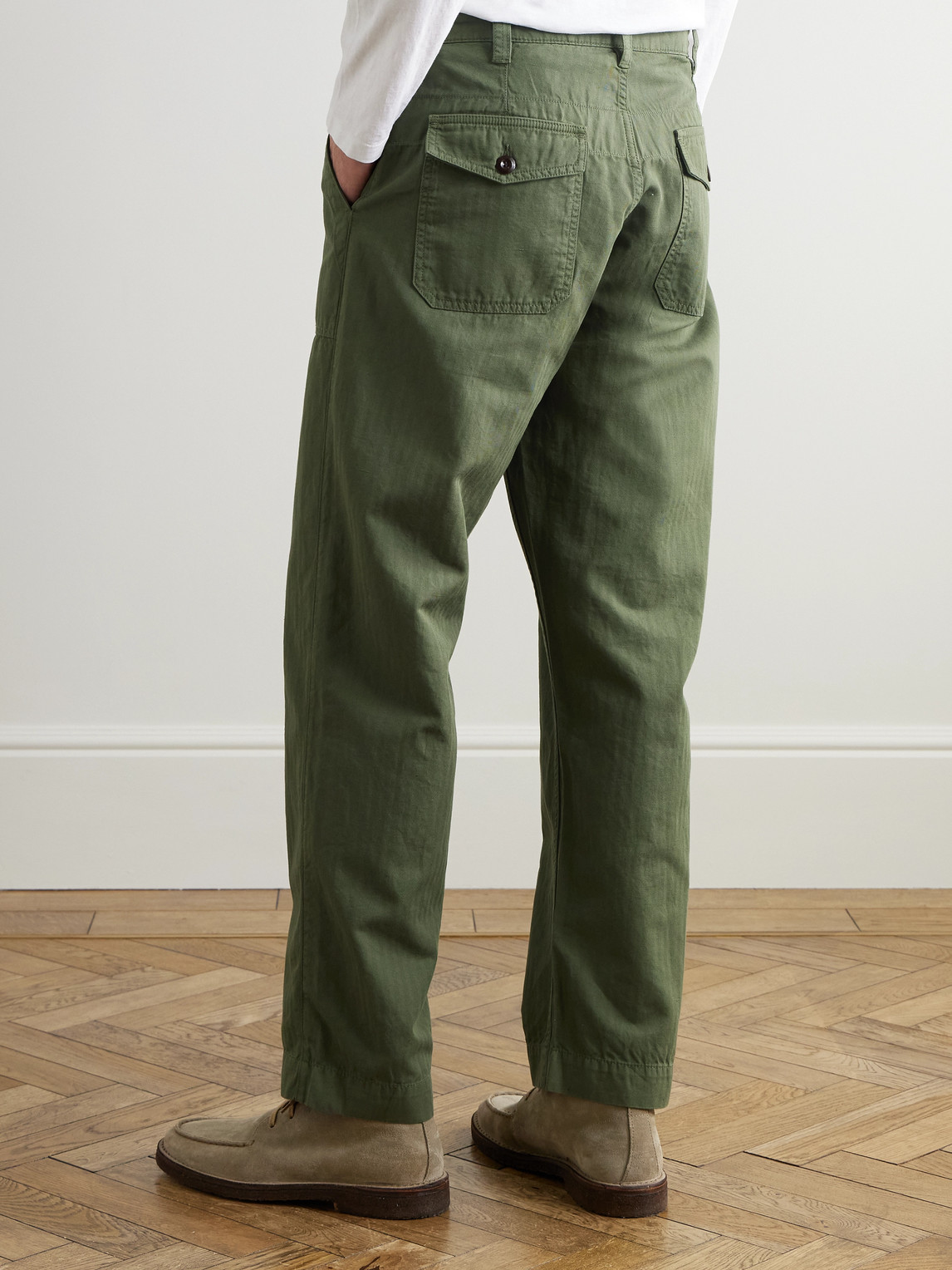 Shop Drake's Tapered Herringbone Cotton And Linen-blend Twill Trousers In Green