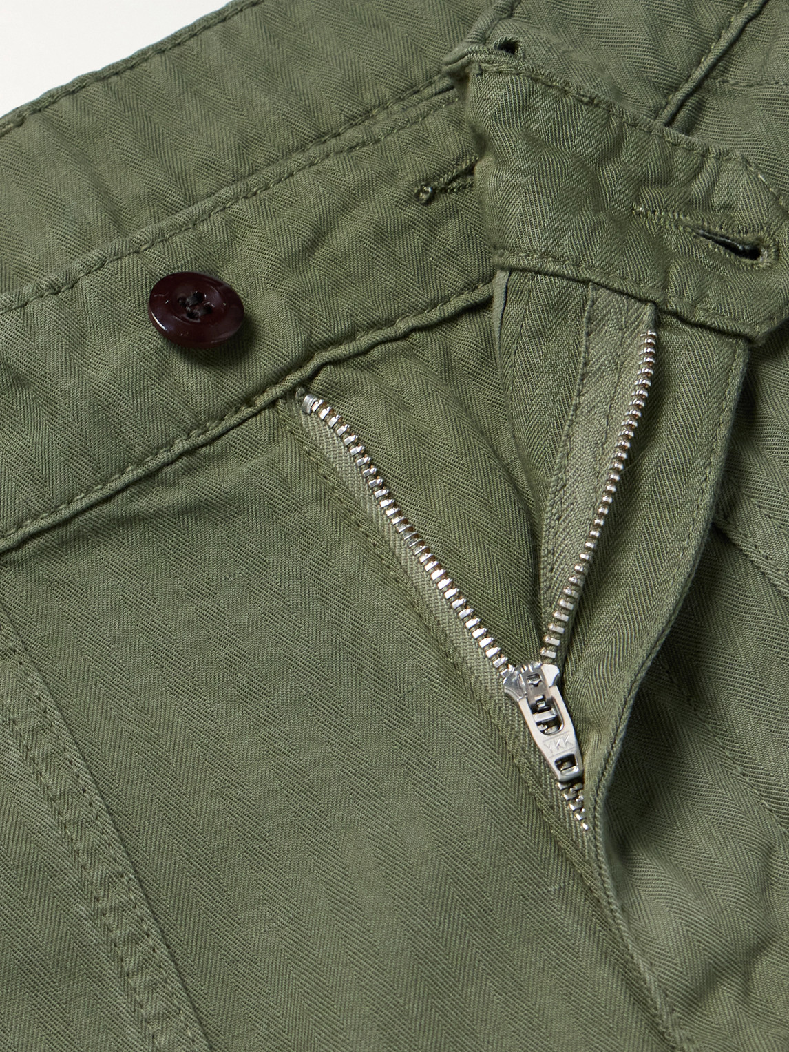 Shop Drake's Tapered Herringbone Cotton And Linen-blend Twill Trousers In Green