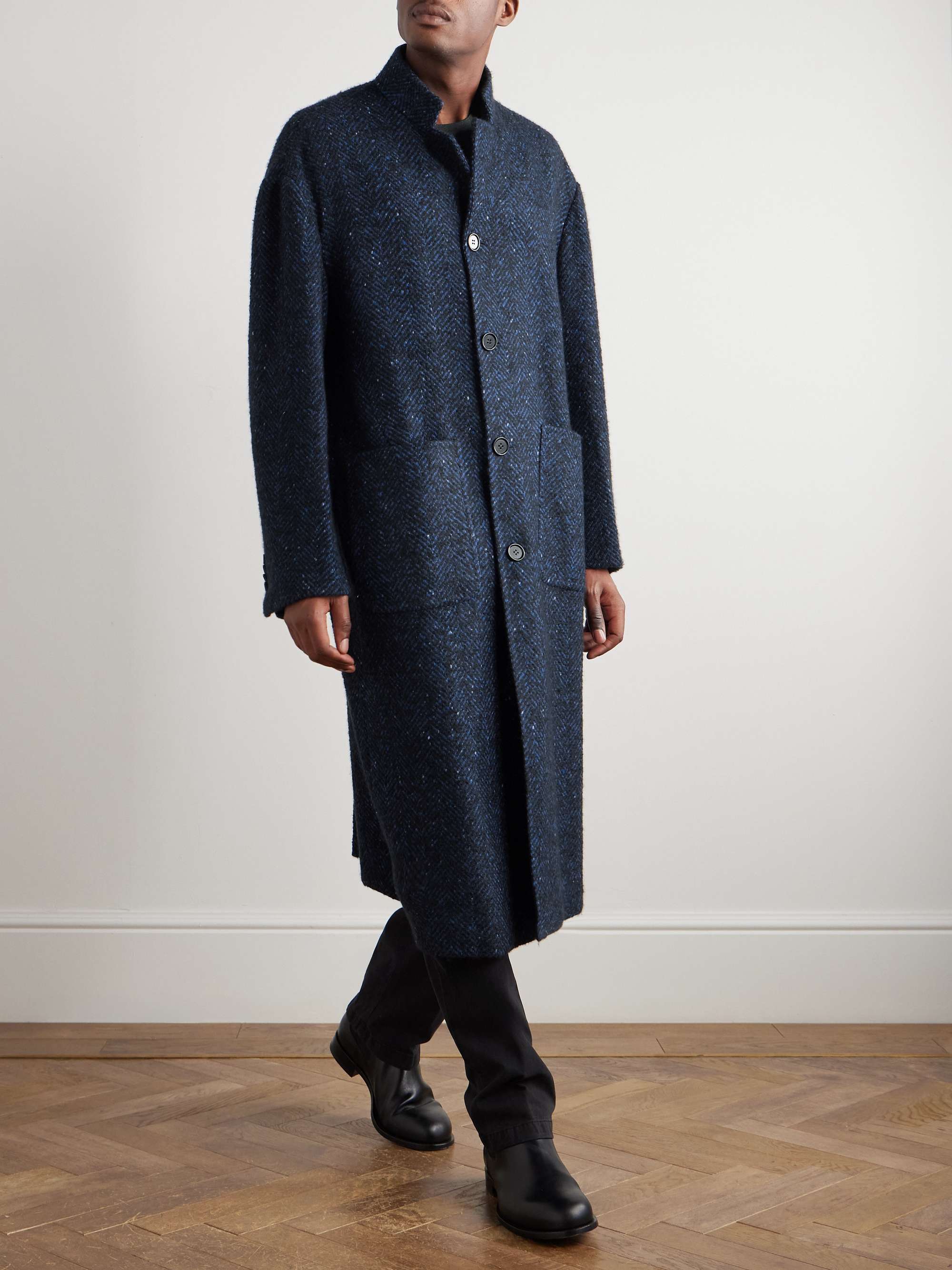 KITON 