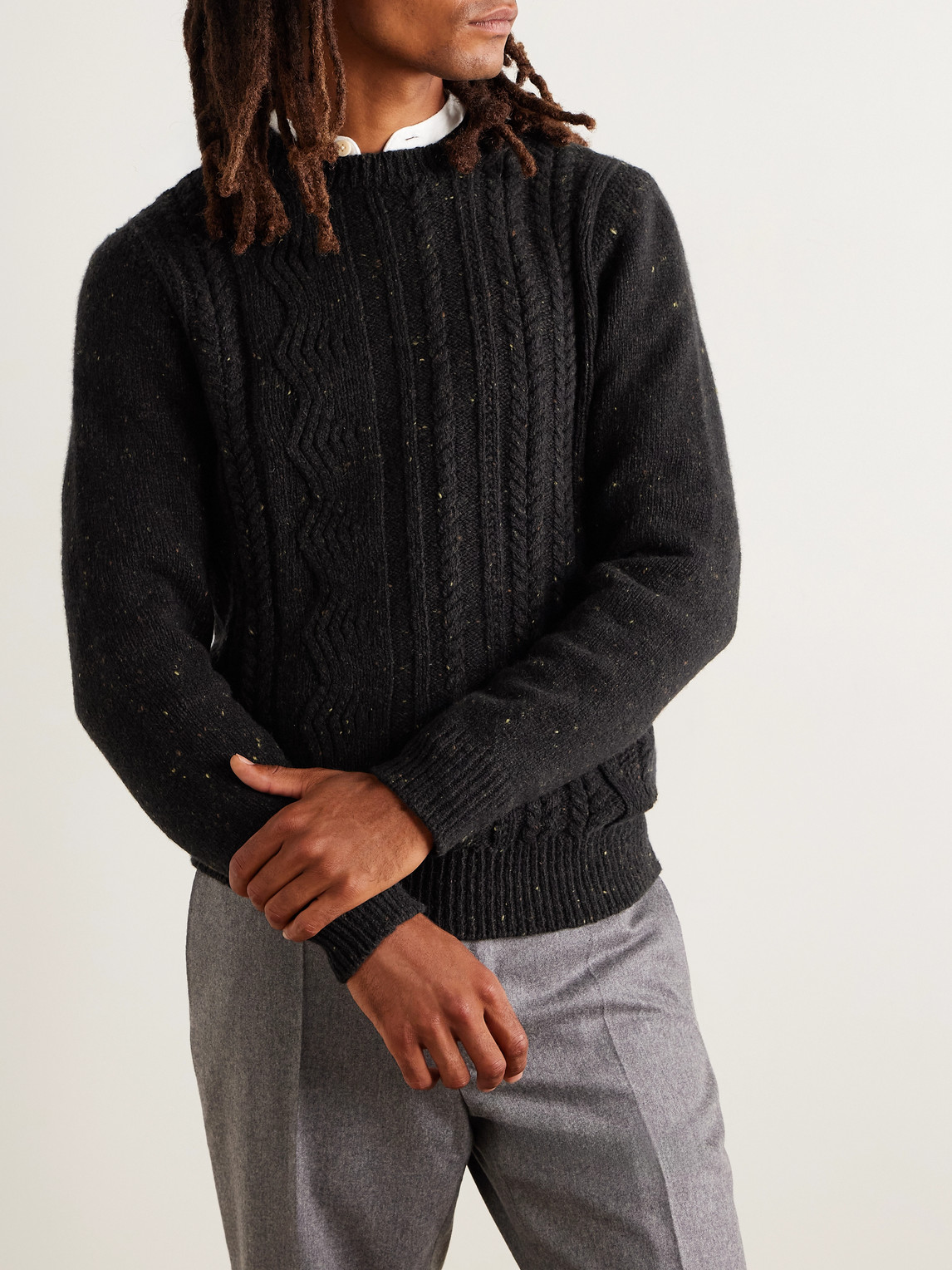 Inis Meain Ridges Slim-fit Cable-knit Merino Wool And Cashmere-blend Aran Sweater In Black
