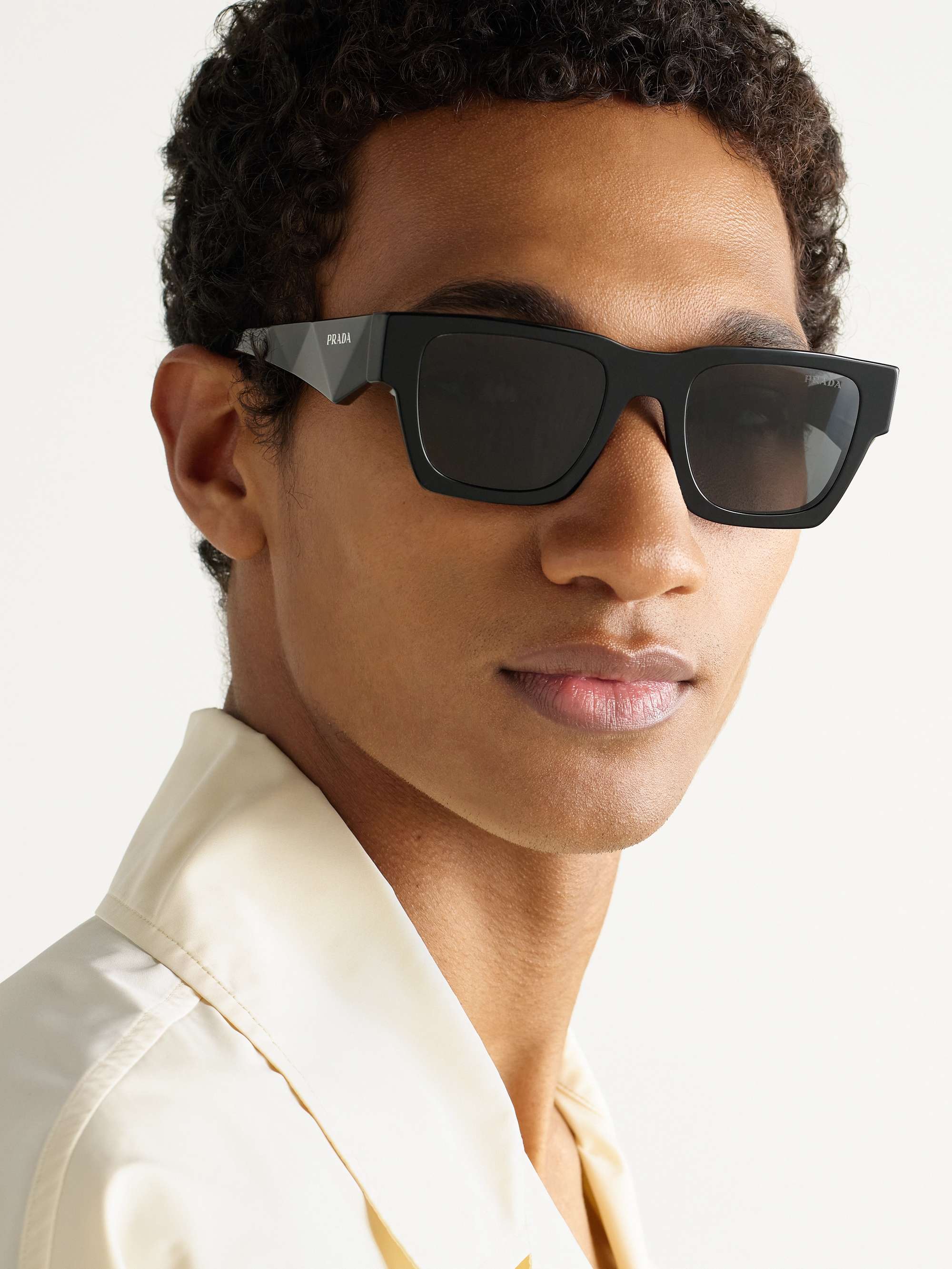 PRADA EYEWEAR 