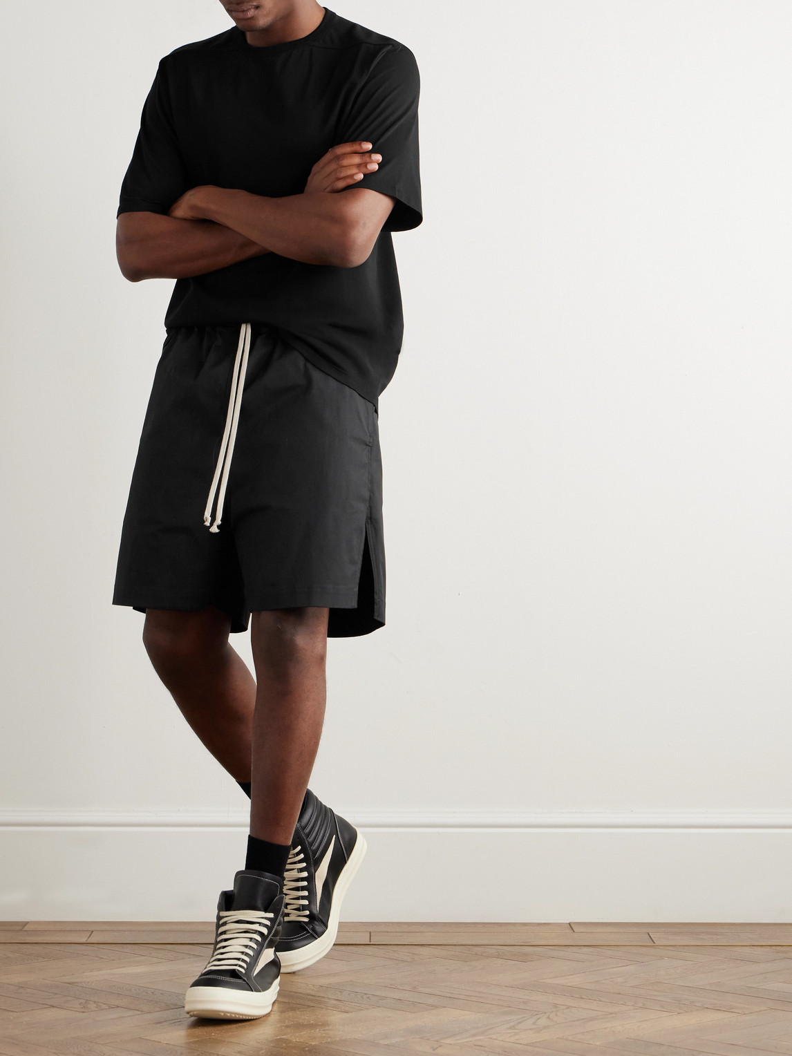 Rick Owens Straight-leg Stretch-cotton Poplin Drawstring Shorts In Black