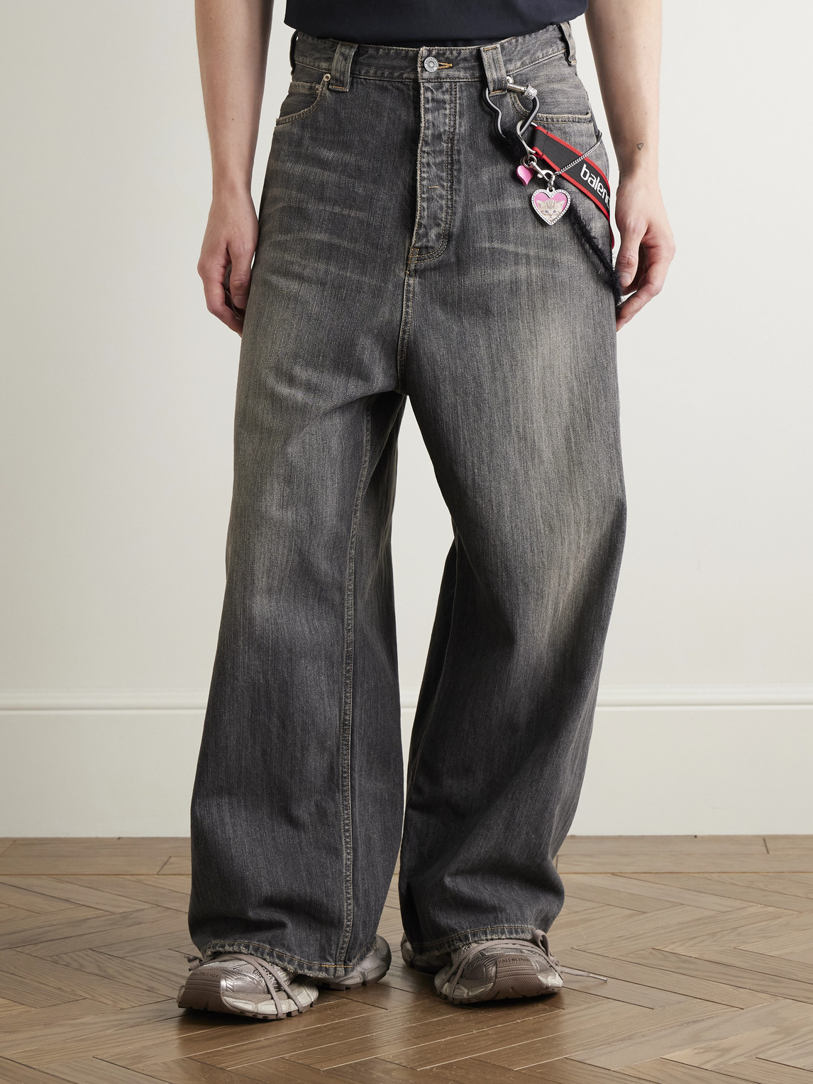  Balenciaga - Wide-leg Embellished Jeans - Men - Gray - S 