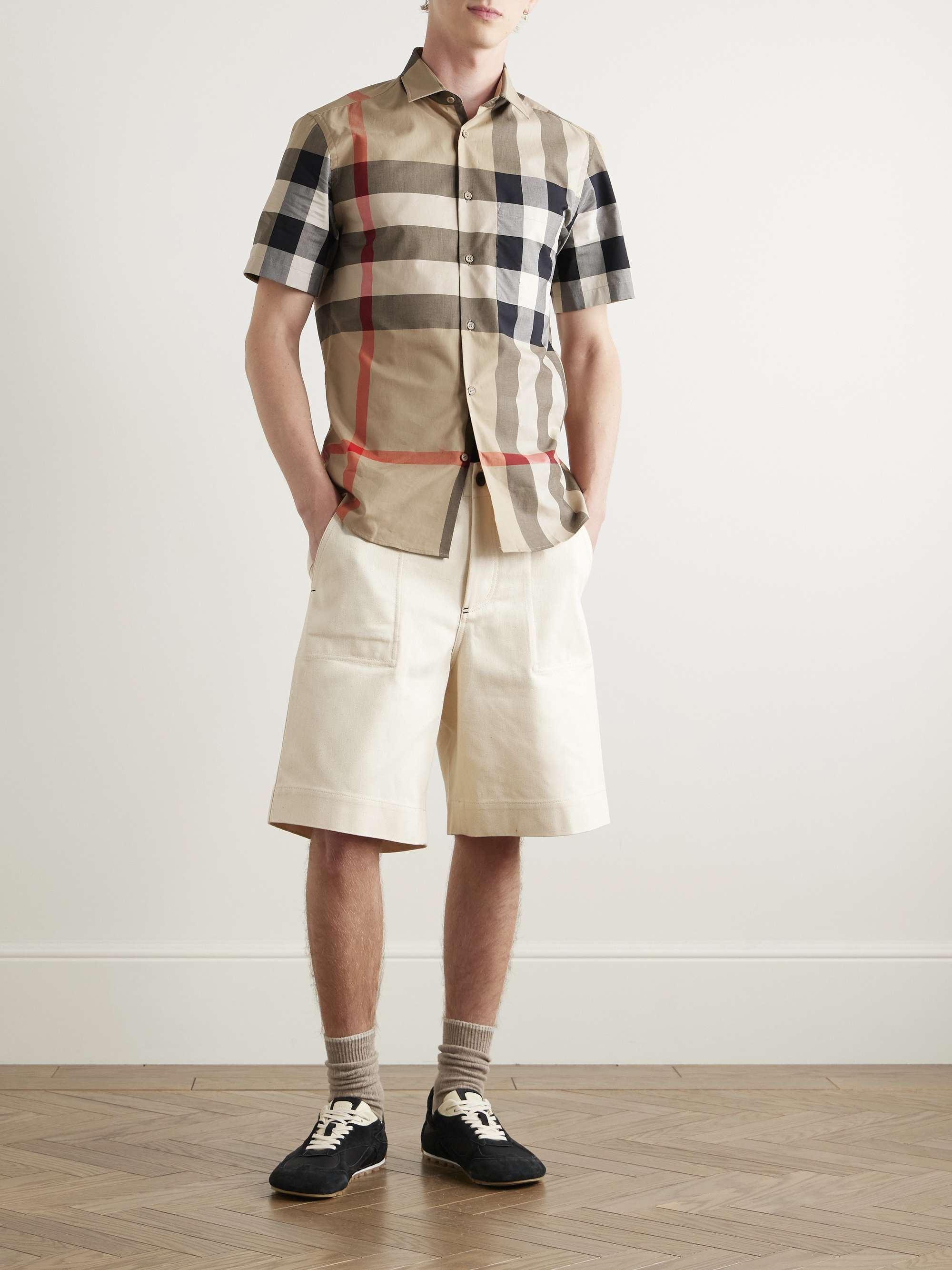 BURBERRY 