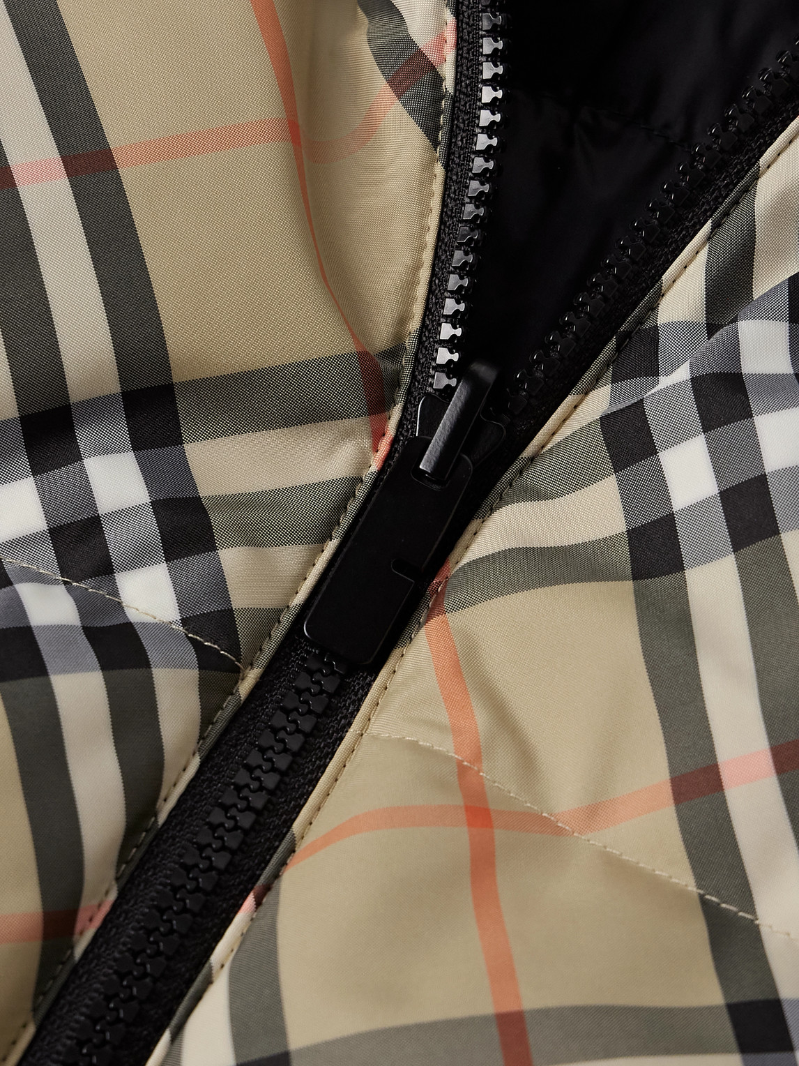  Burberry - Reversible Checked Quilted Shell Hooded Down Jacket - Men - Neutrals - S 