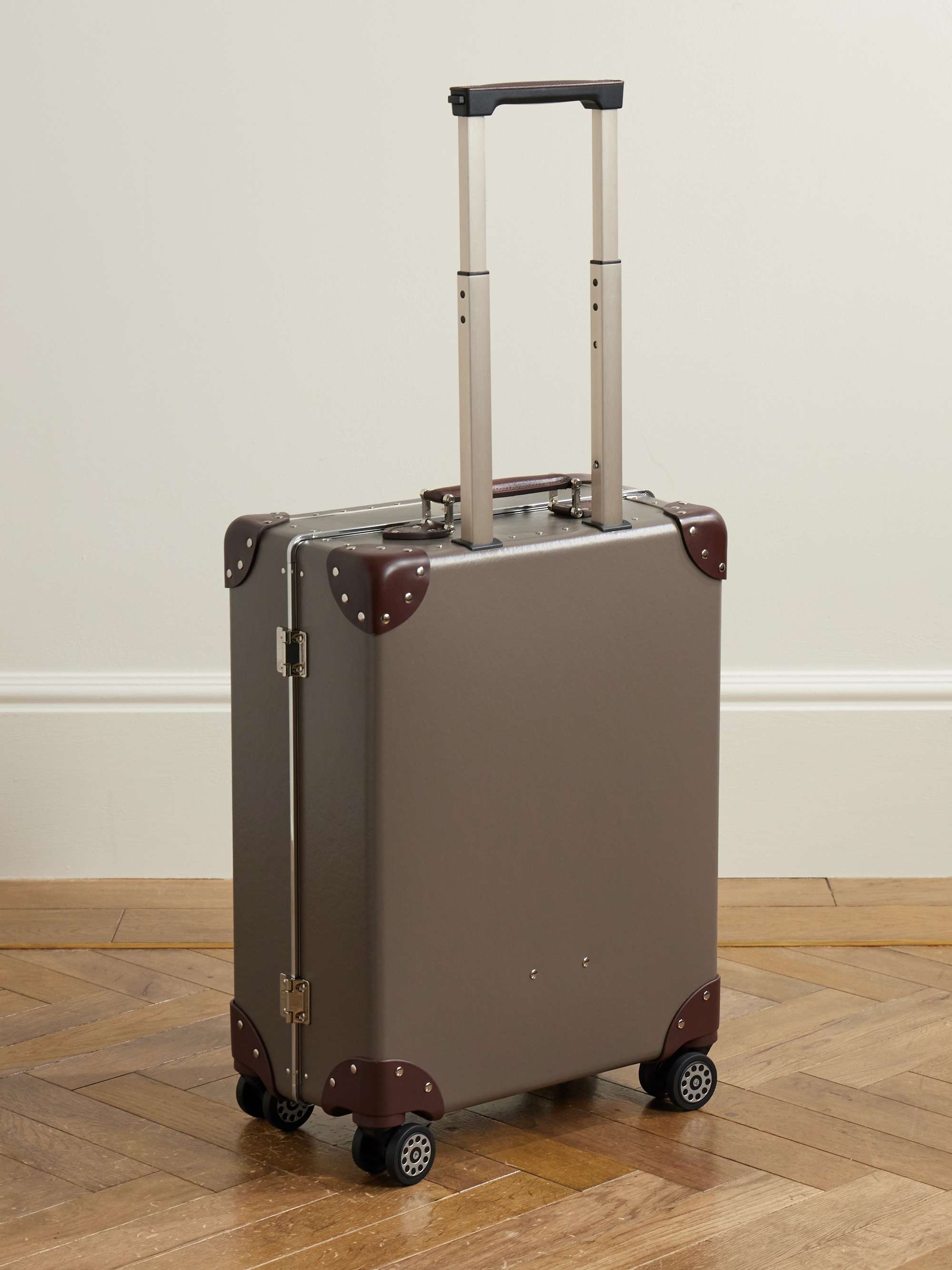 GLOBE-TROTTER 