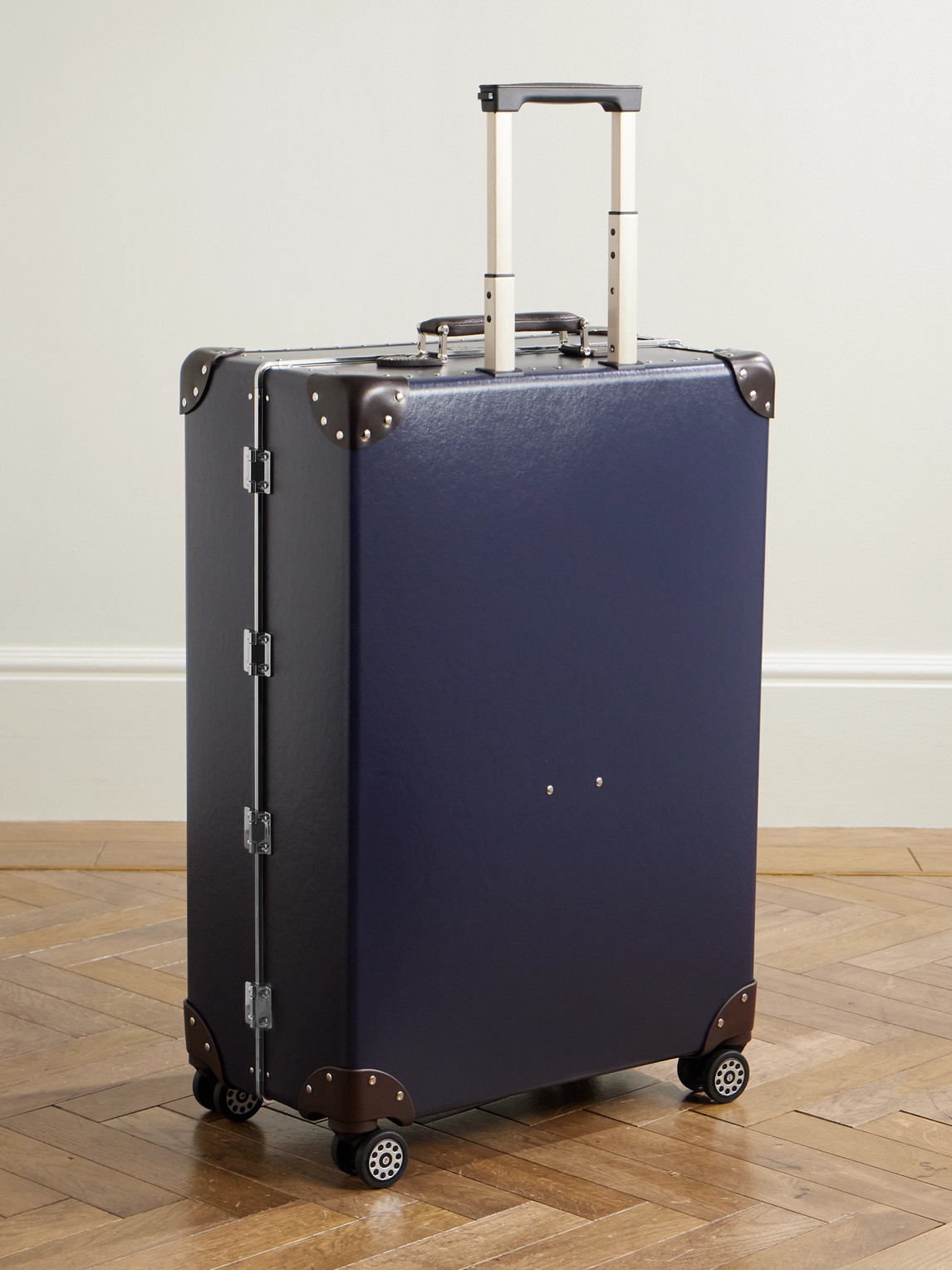 Globe-trotter Metropolis Leather-trimmed Suitcase