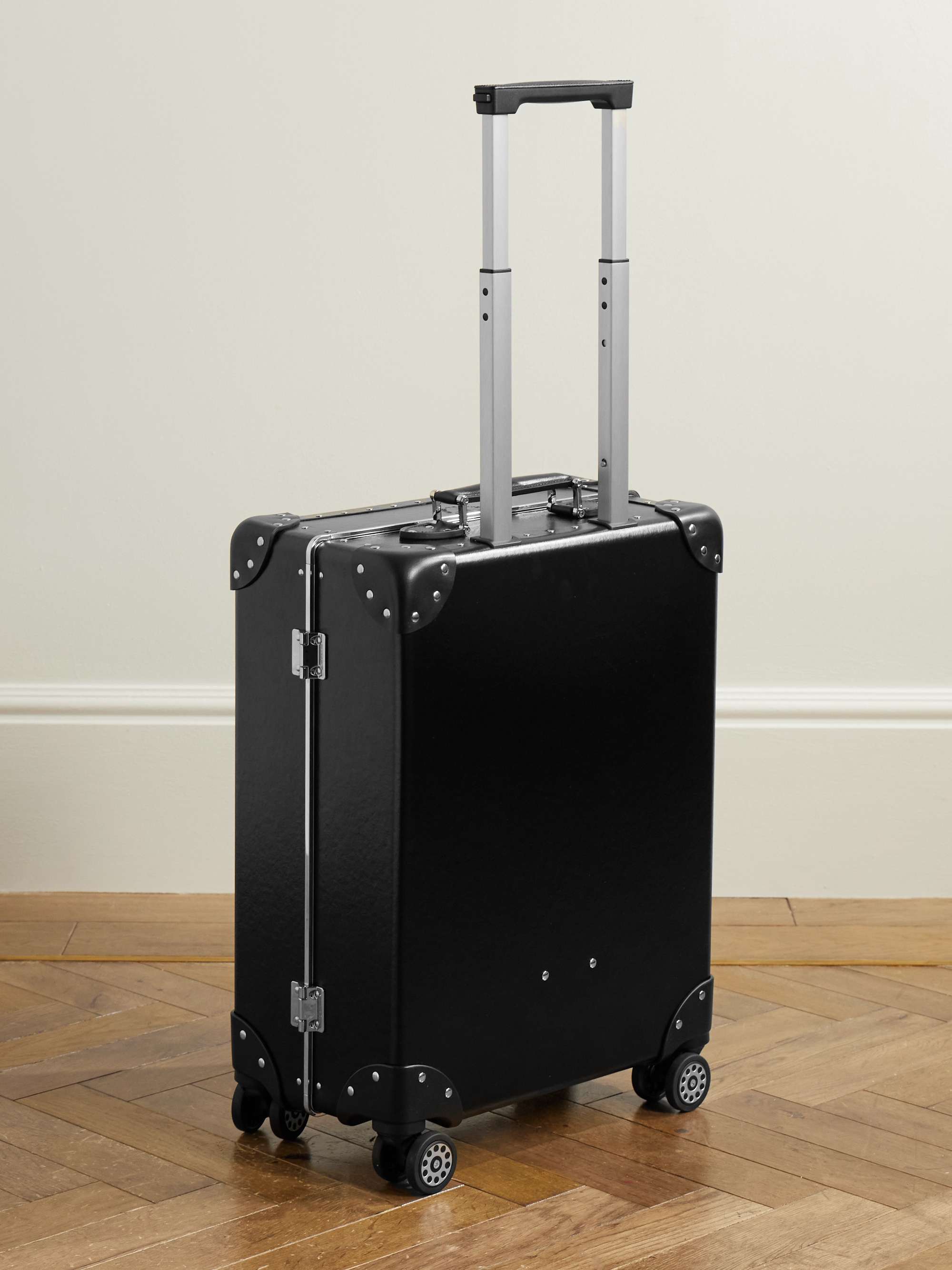 GLOBE-TROTTER 