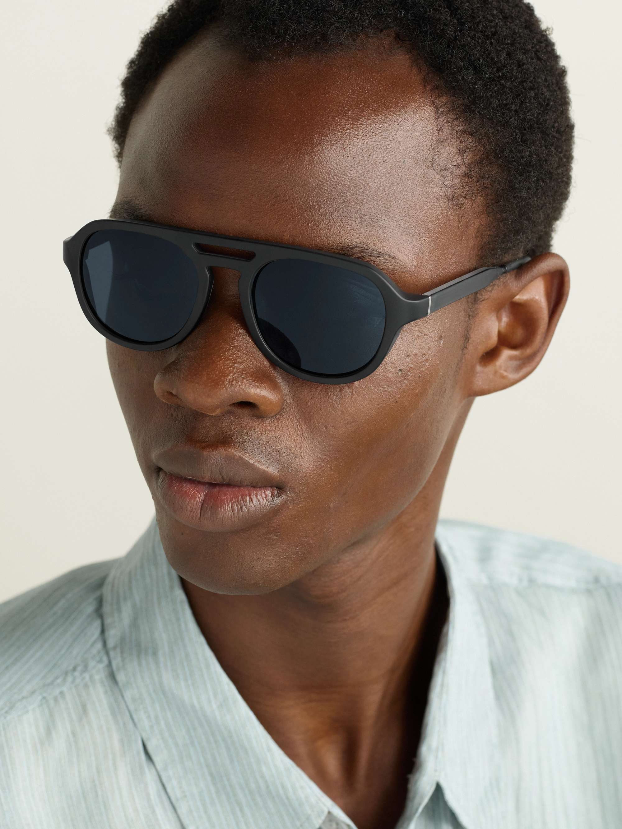 OLIVER PEOPLES 